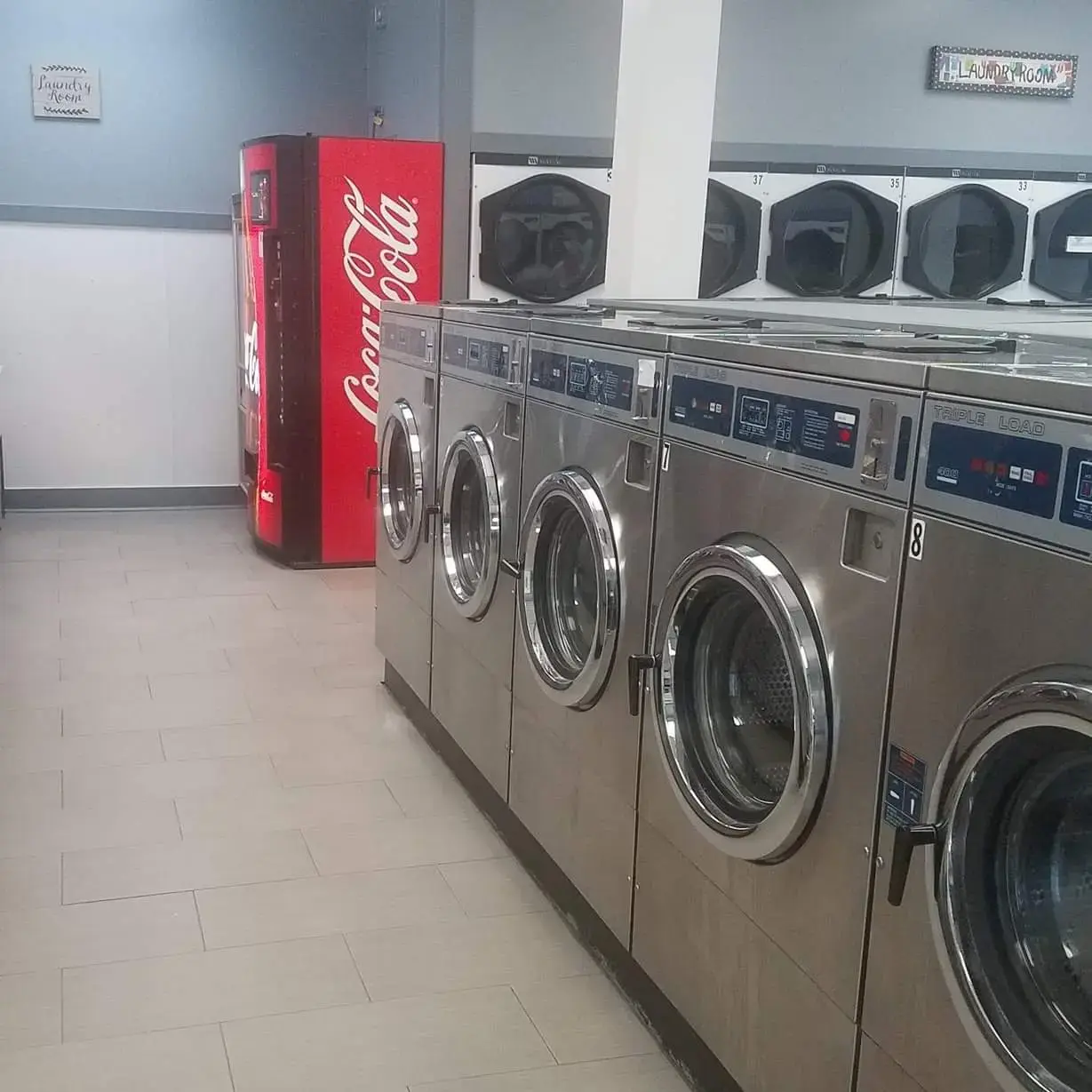 The Laundry Room thumbnail 18