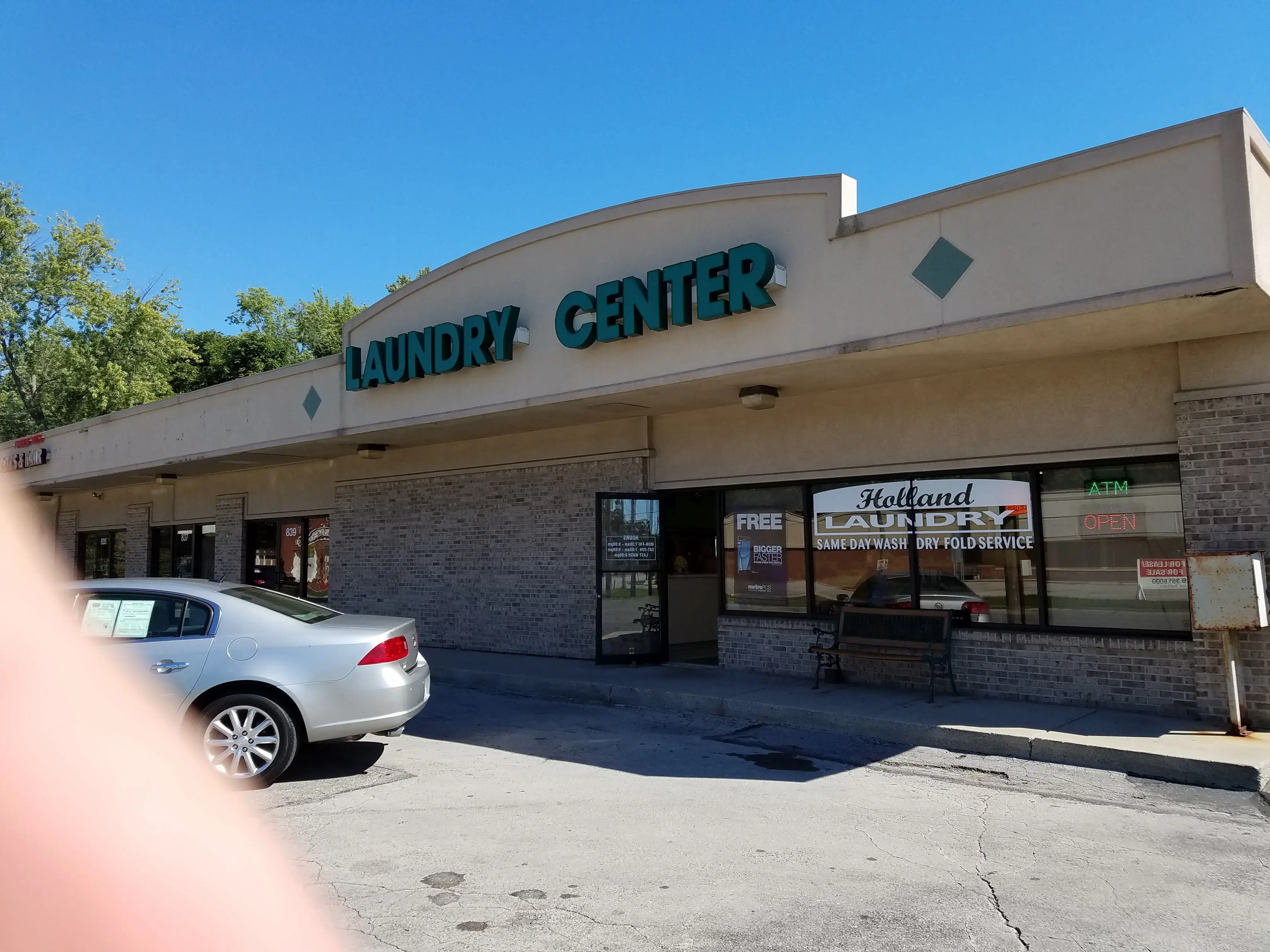 The Laundry Room thumbnail 3