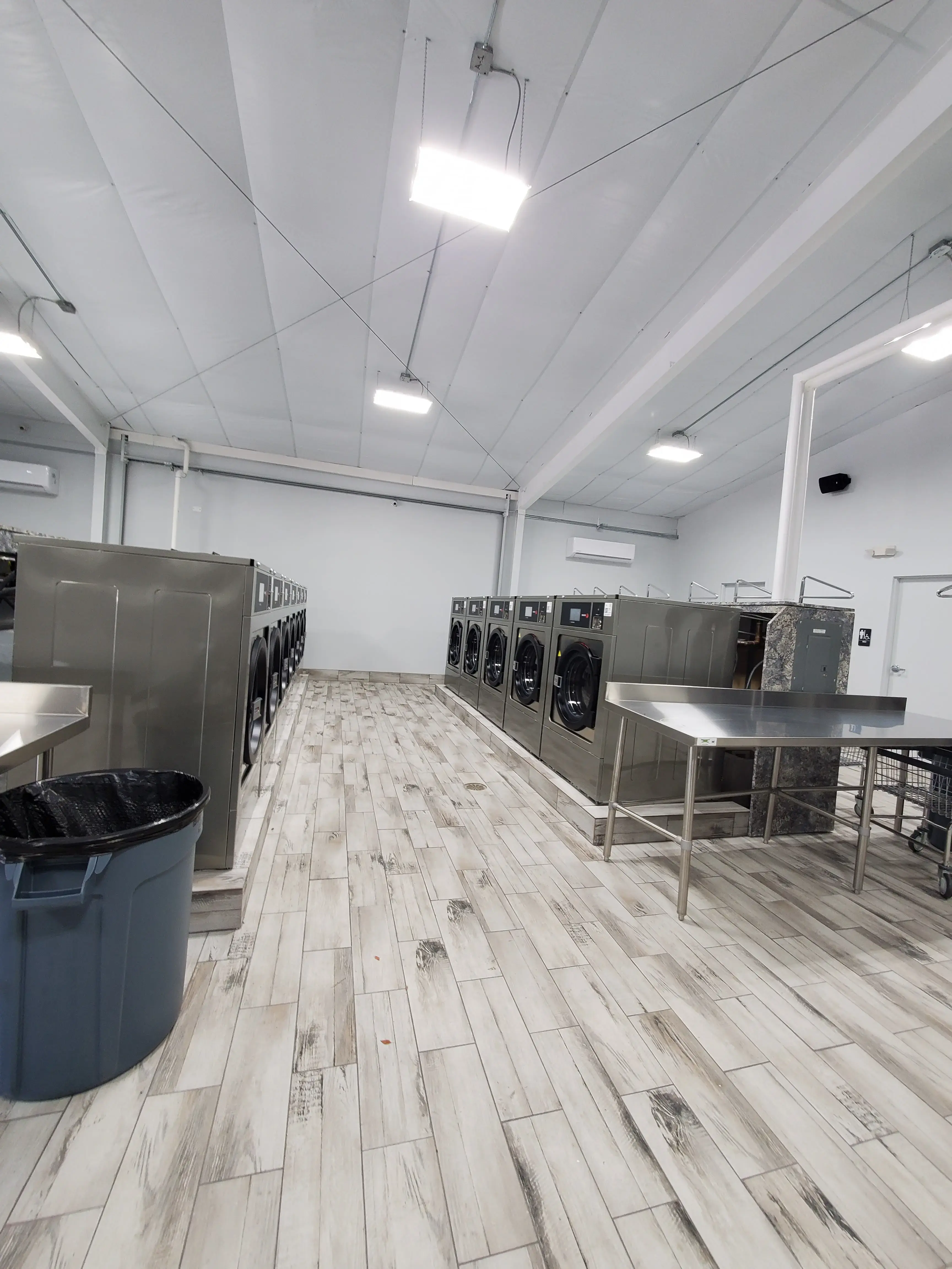 The Laundry Room thumbnail 8