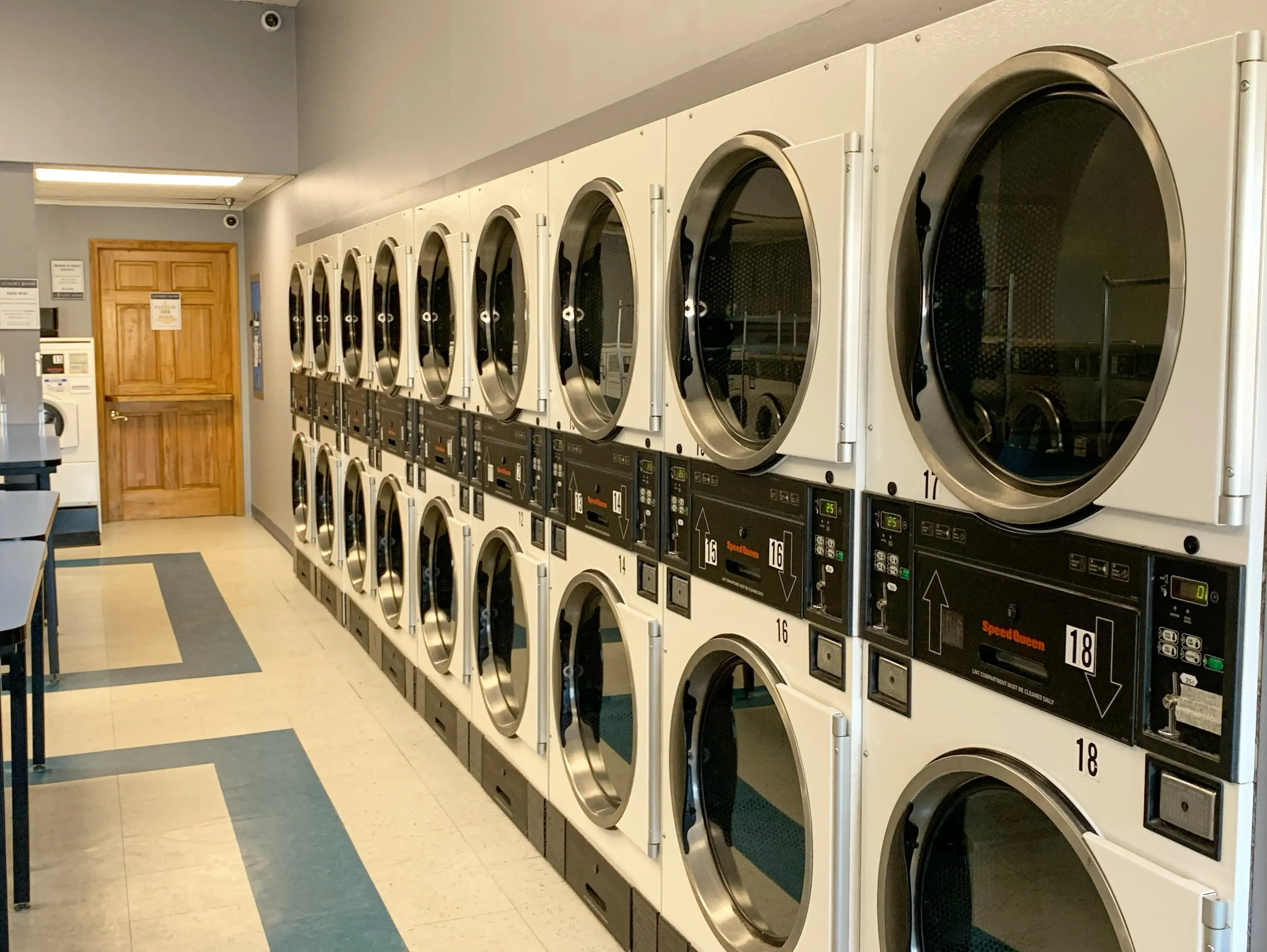 The Laundry Room - Image 7