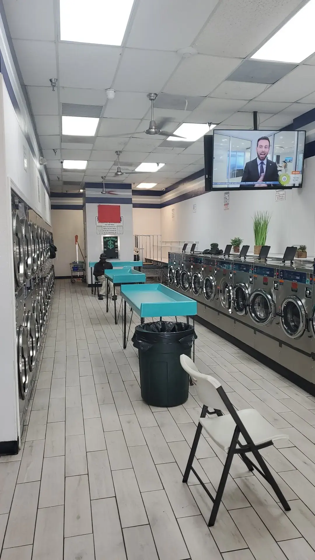 The Laundry Room thumbnail 6