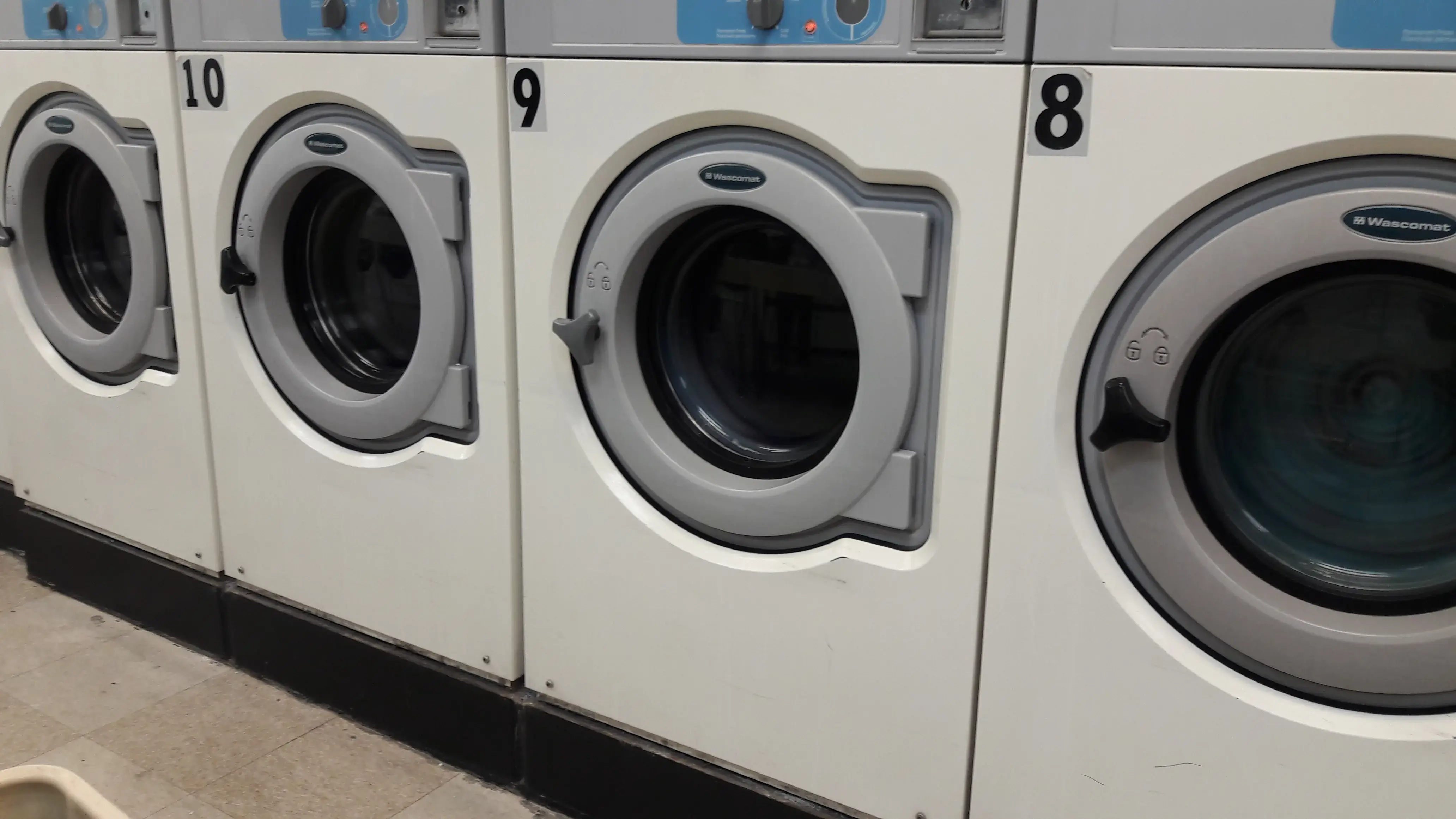 The Laundry Room thumbnail 11