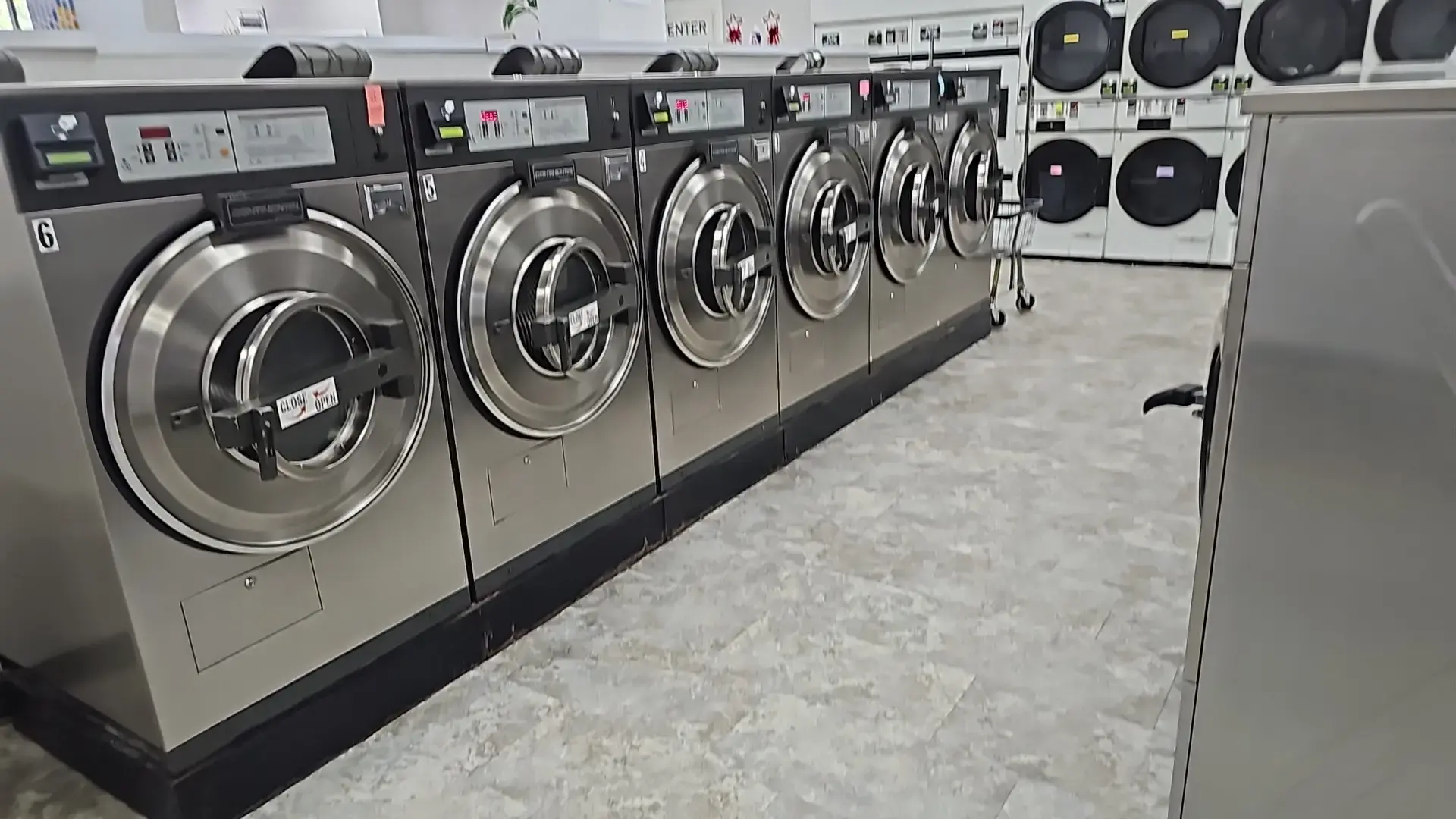 The Laundry Room - Image 15