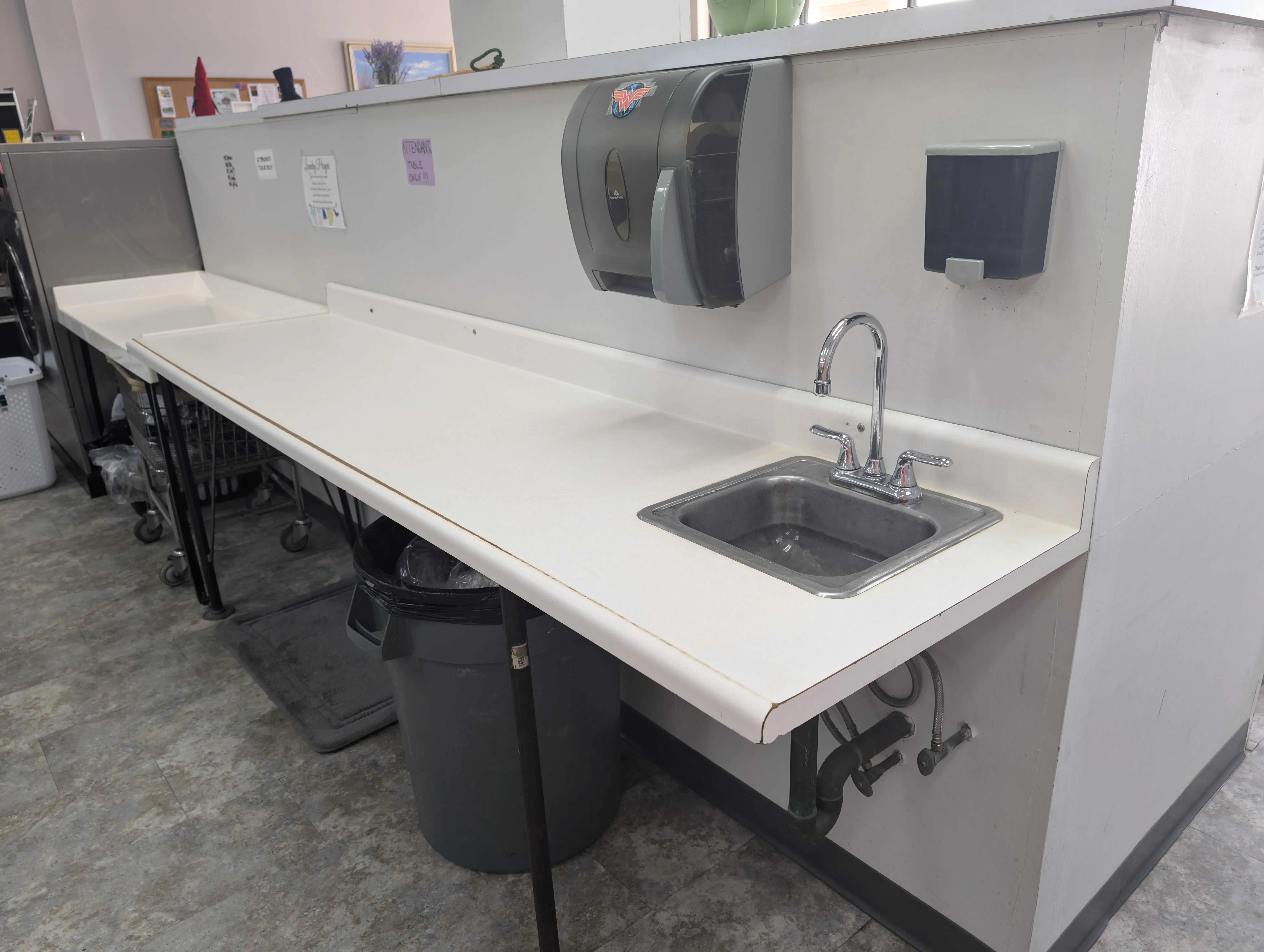 The Laundry Room thumbnail 8