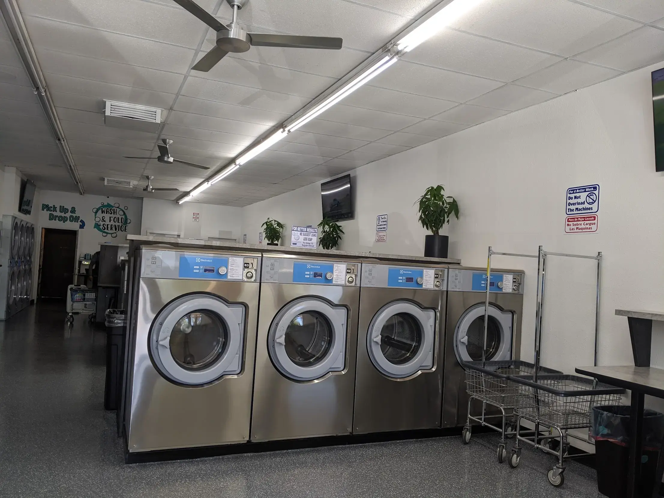 The Laundry Room (Napa at Redwood) thumbnail 9