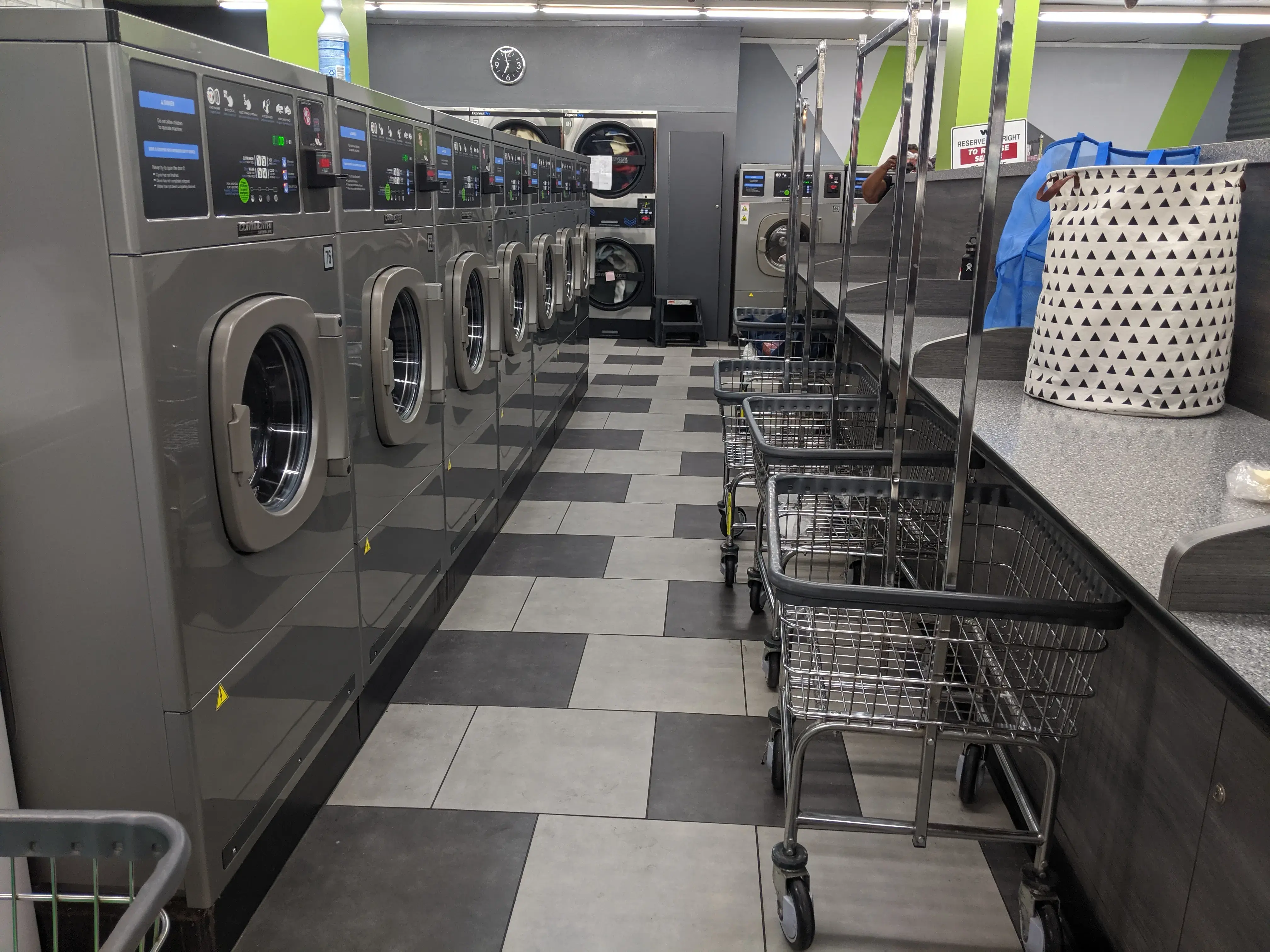 The Laundry Room of Atwater Village thumbnail 4