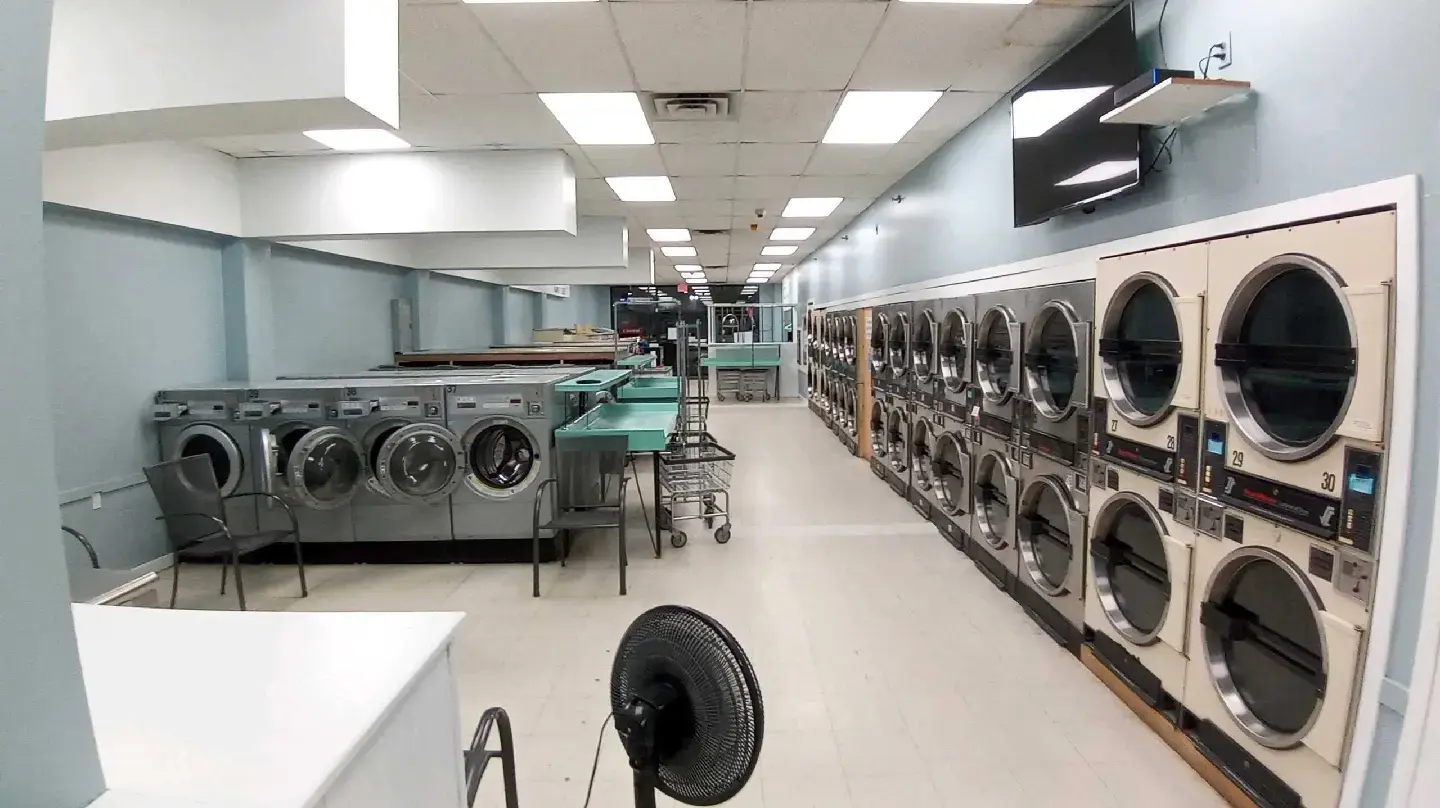 The Laundry Room of Cromwell location