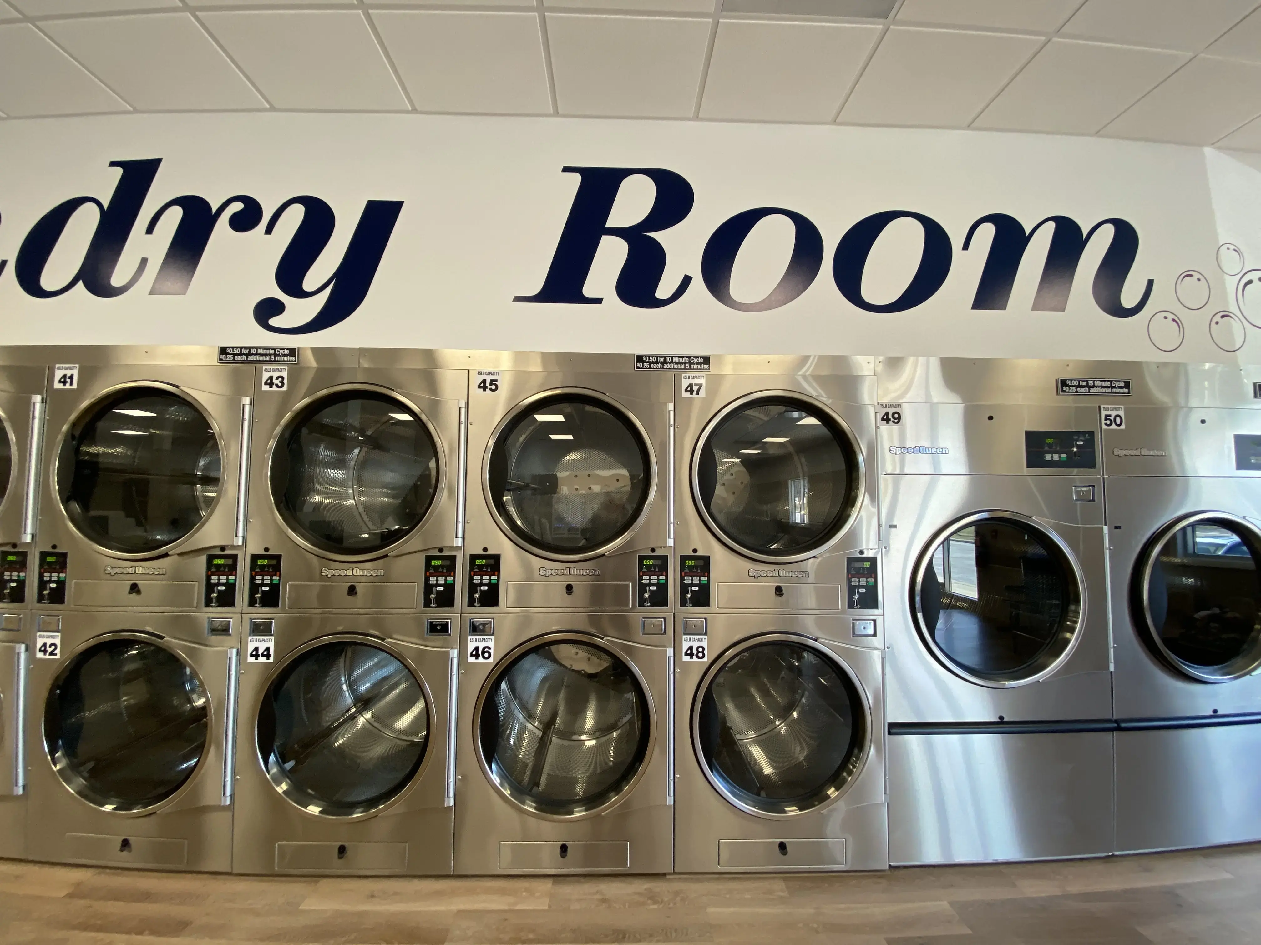 The Laundry Room Of Lake George - Image 3