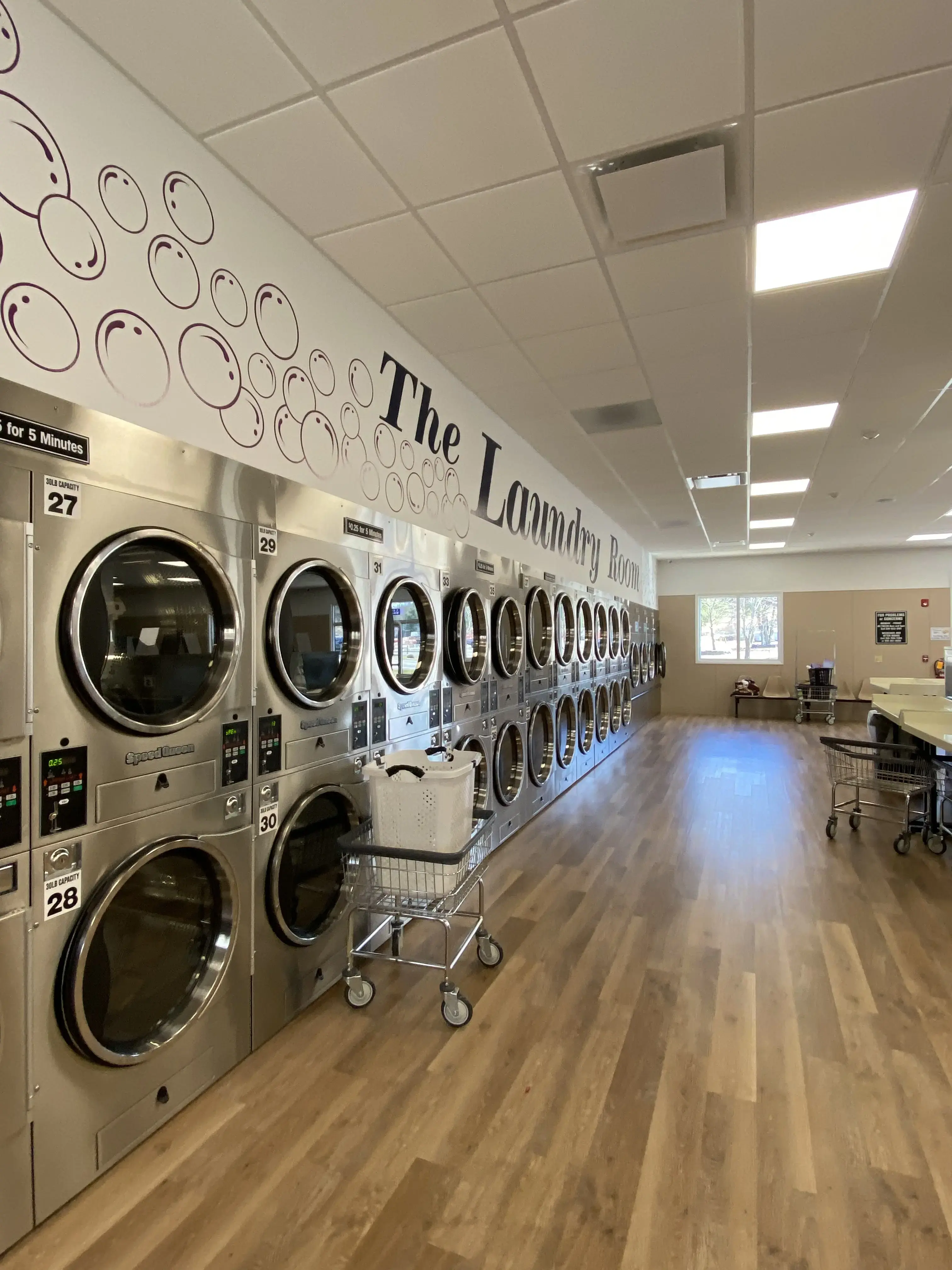 The Laundry Room Of Lake George thumbnail 15