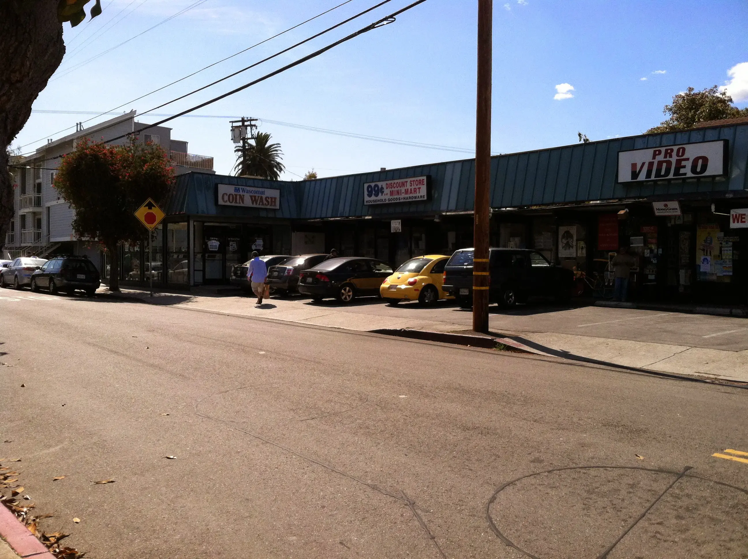 The Laundry Room of Palms - Image 10