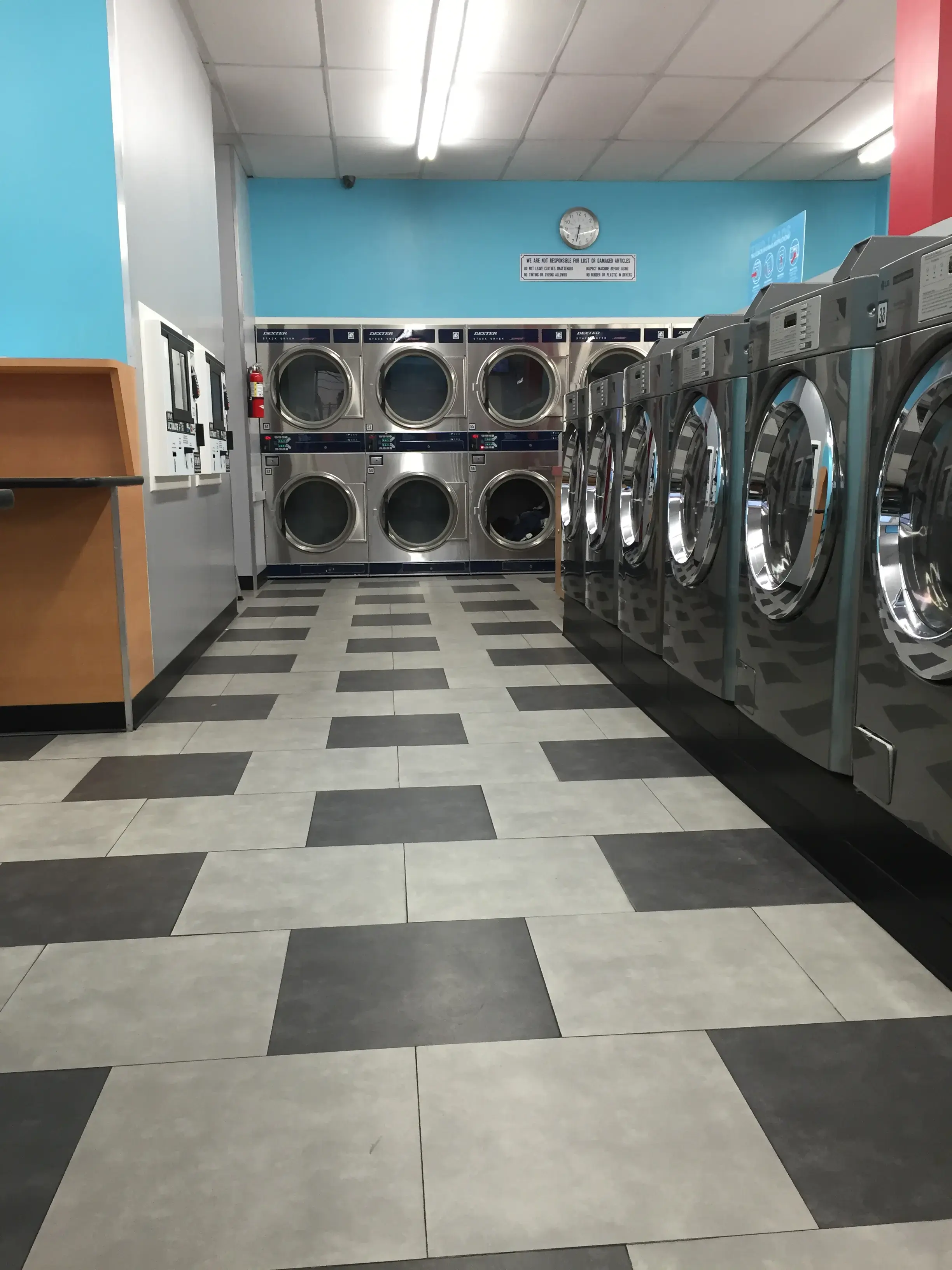 The Laundry Room of Palms thumbnail 12
