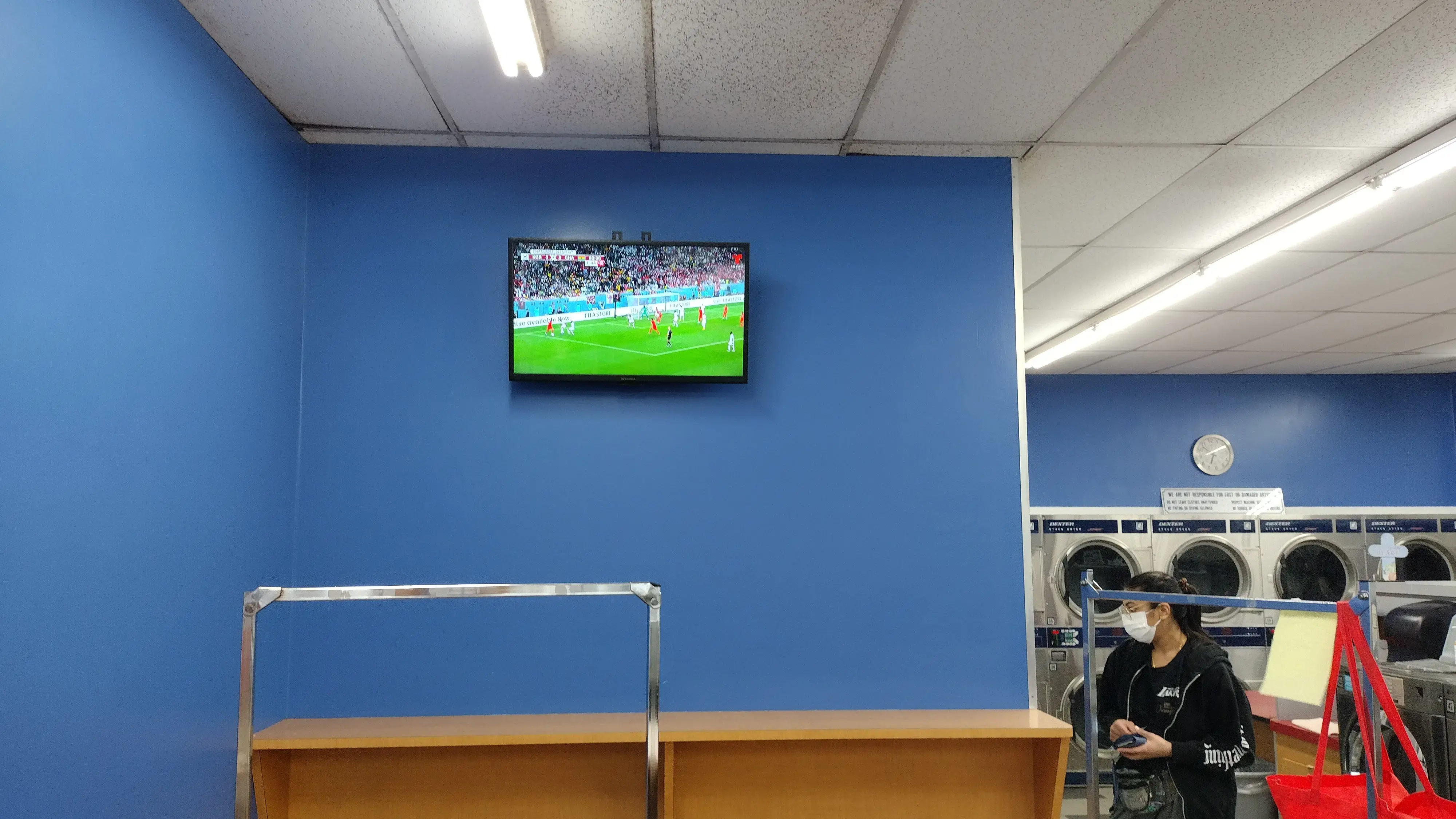 The Laundry Room of Palms thumbnail 14