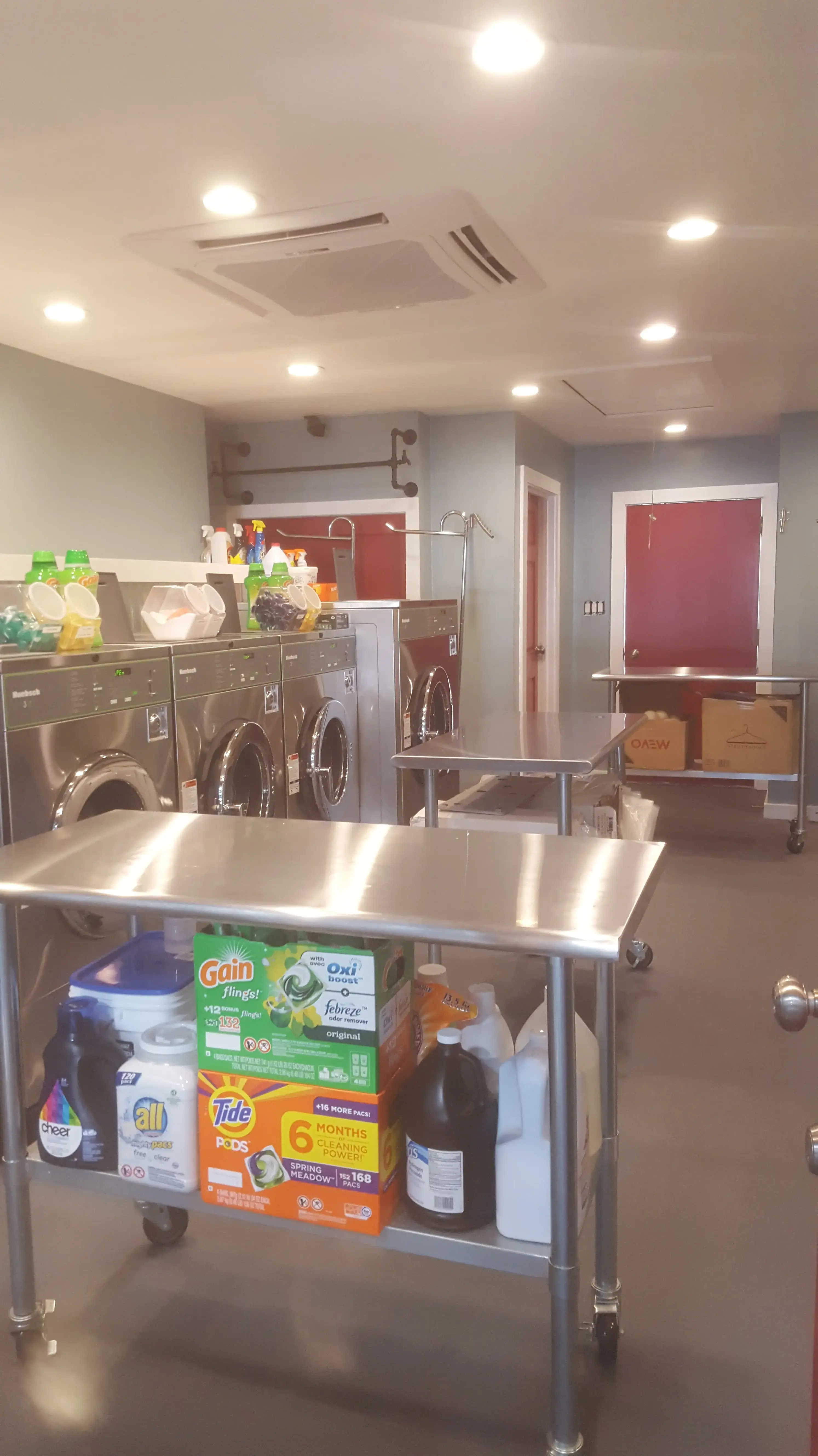The Laundry Room on Allen - Image 6