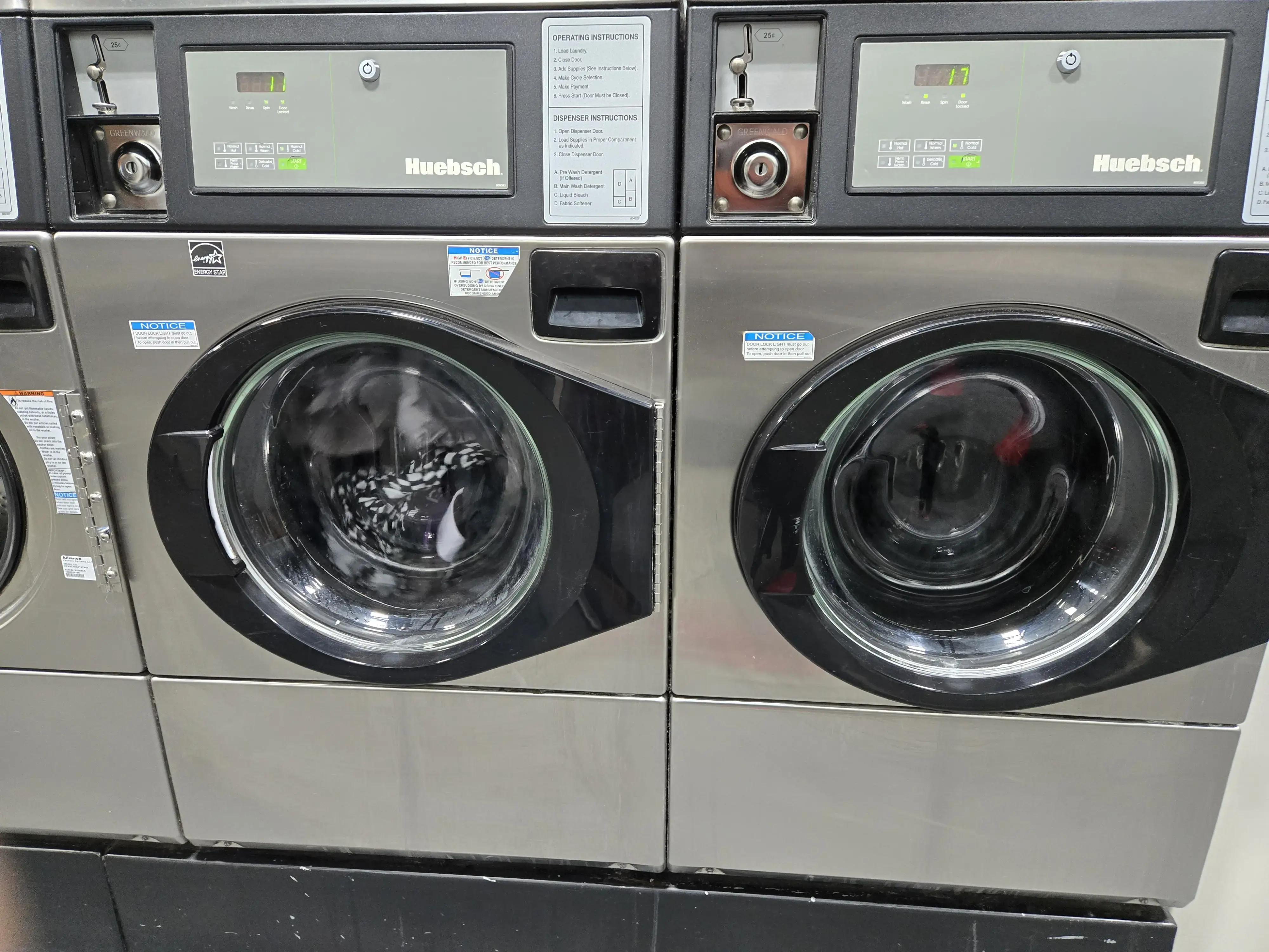 The Laundry Room on Allen - Image 2