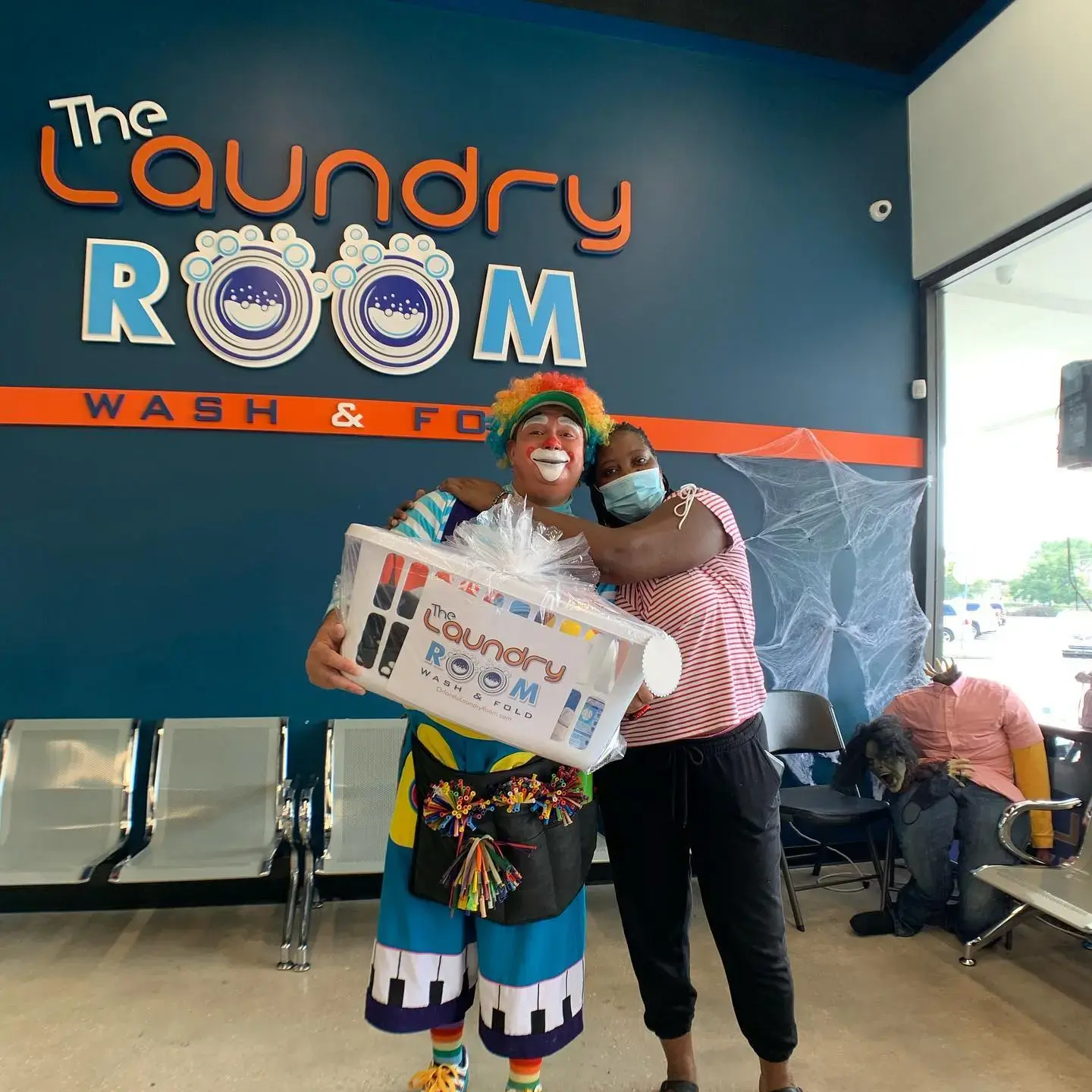 The Laundry Room thumbnail 15