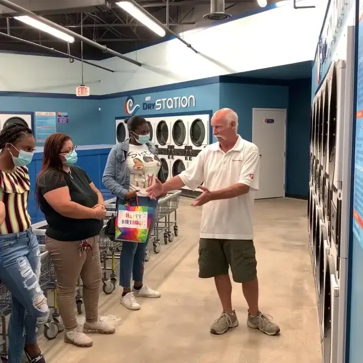 The Laundry Room thumbnail 2