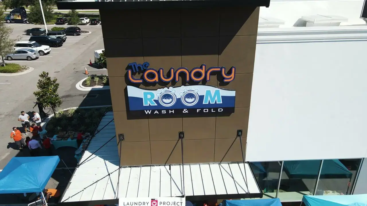 The Laundry Room - Image 2