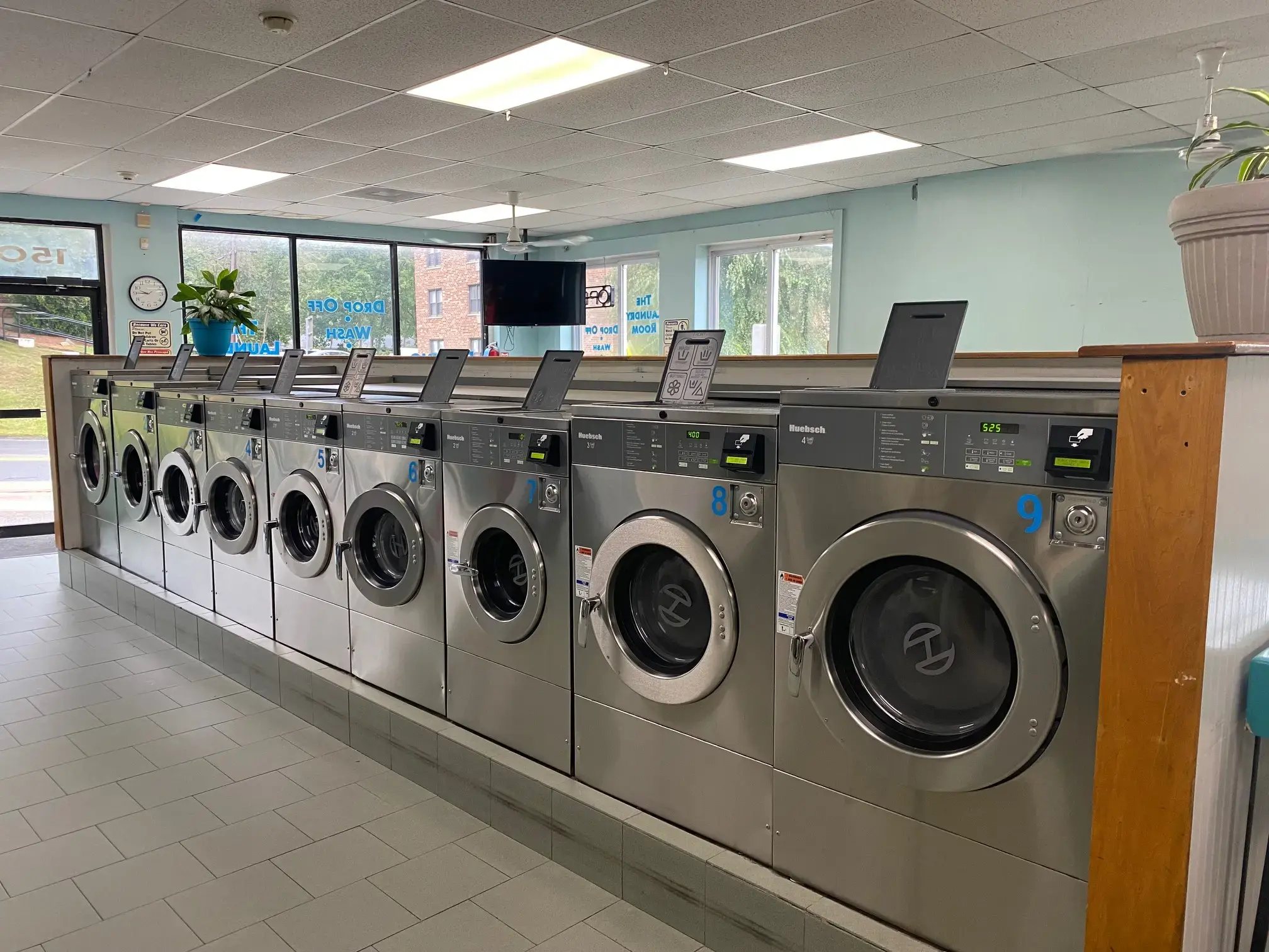 The Laundry Room - Image 15