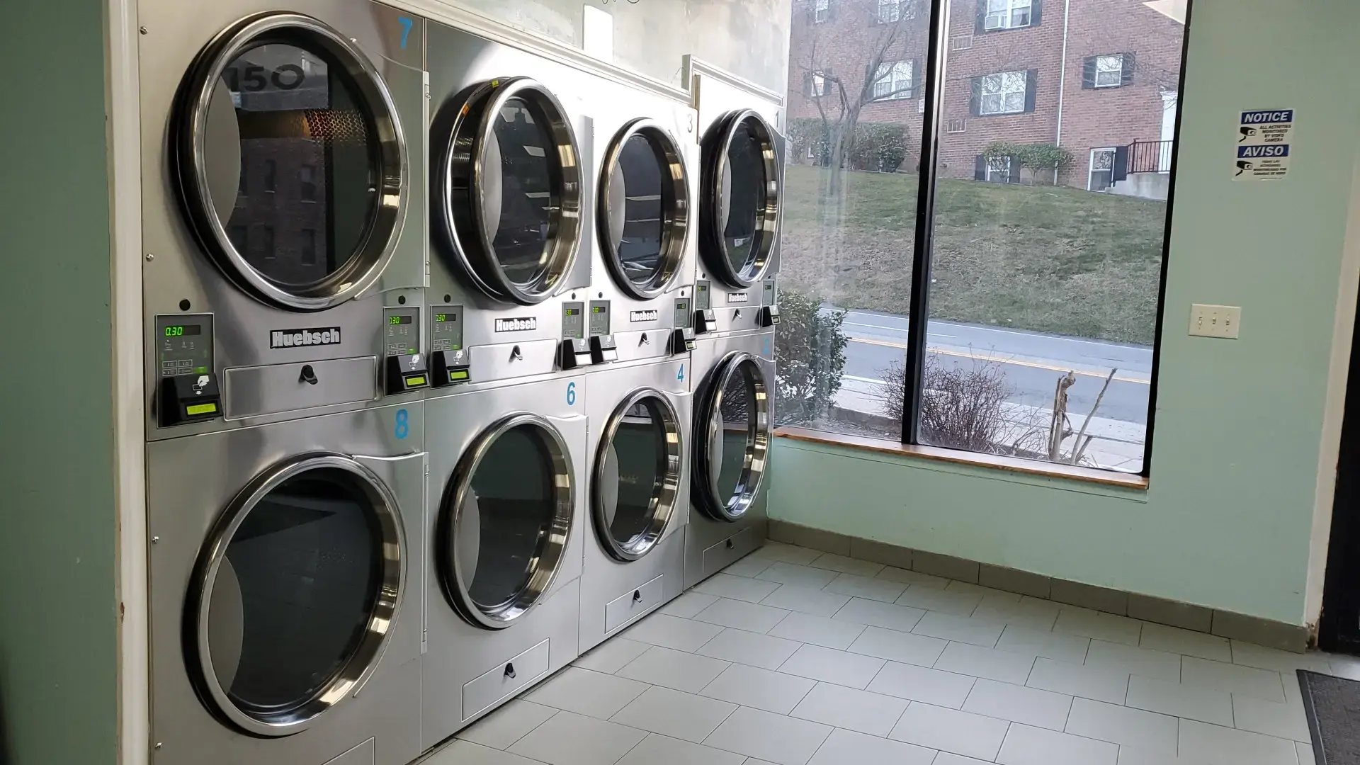 The Laundry Room thumbnail 14