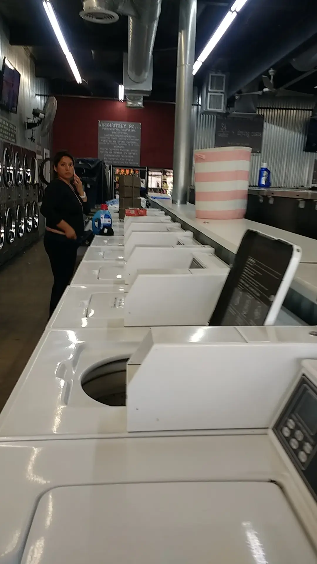 The Laundry Room - Image 12