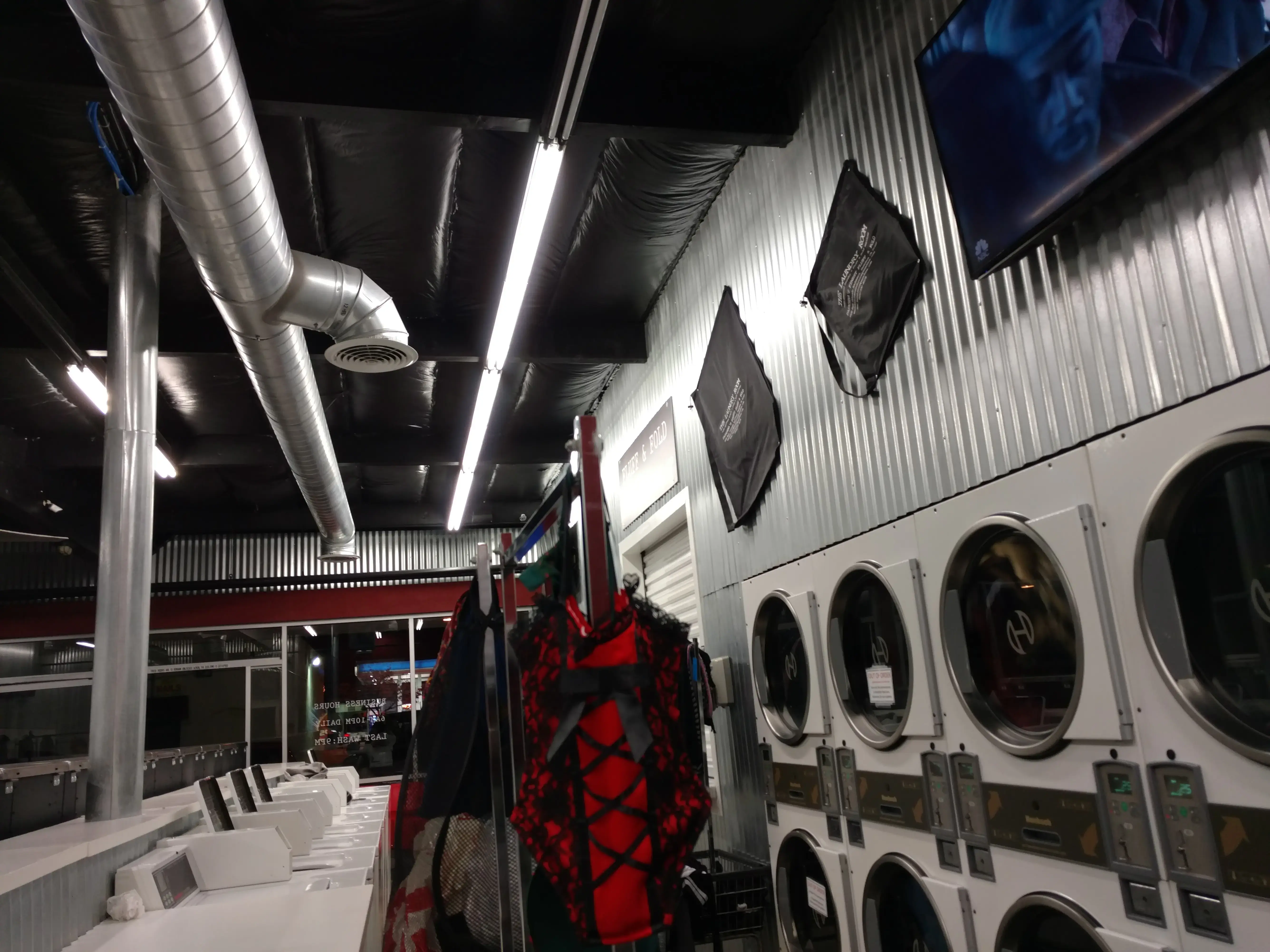The Laundry Room - Image 10