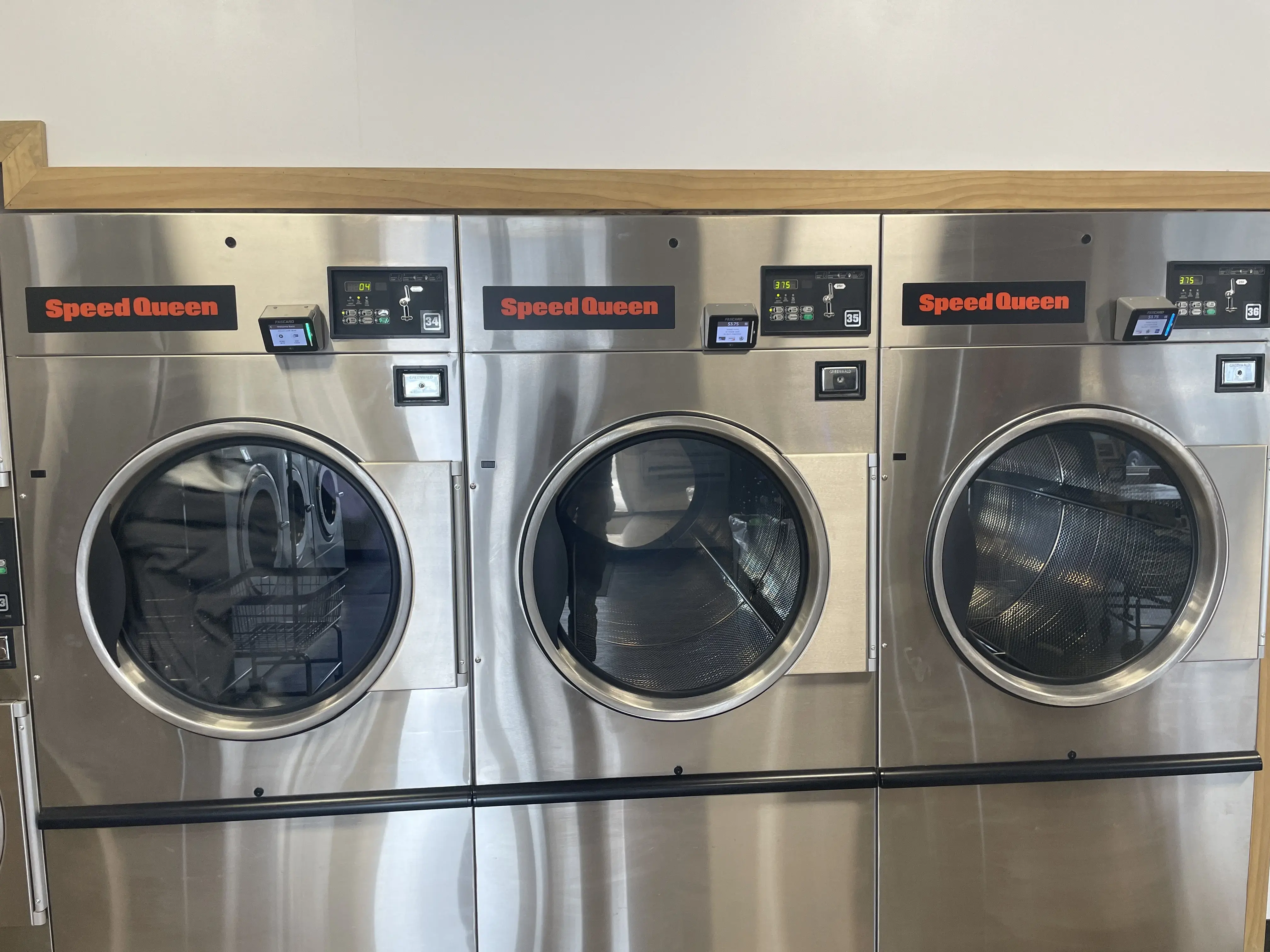 The Laundry Room thumbnail 8