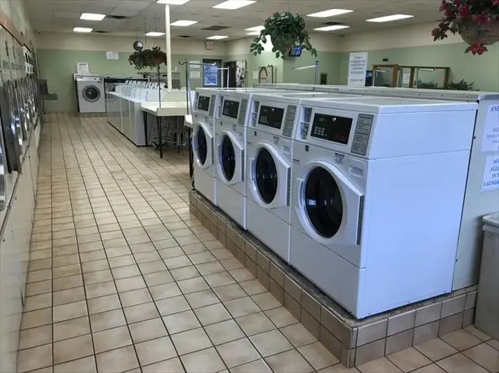 The Laundry Room South - Image 11