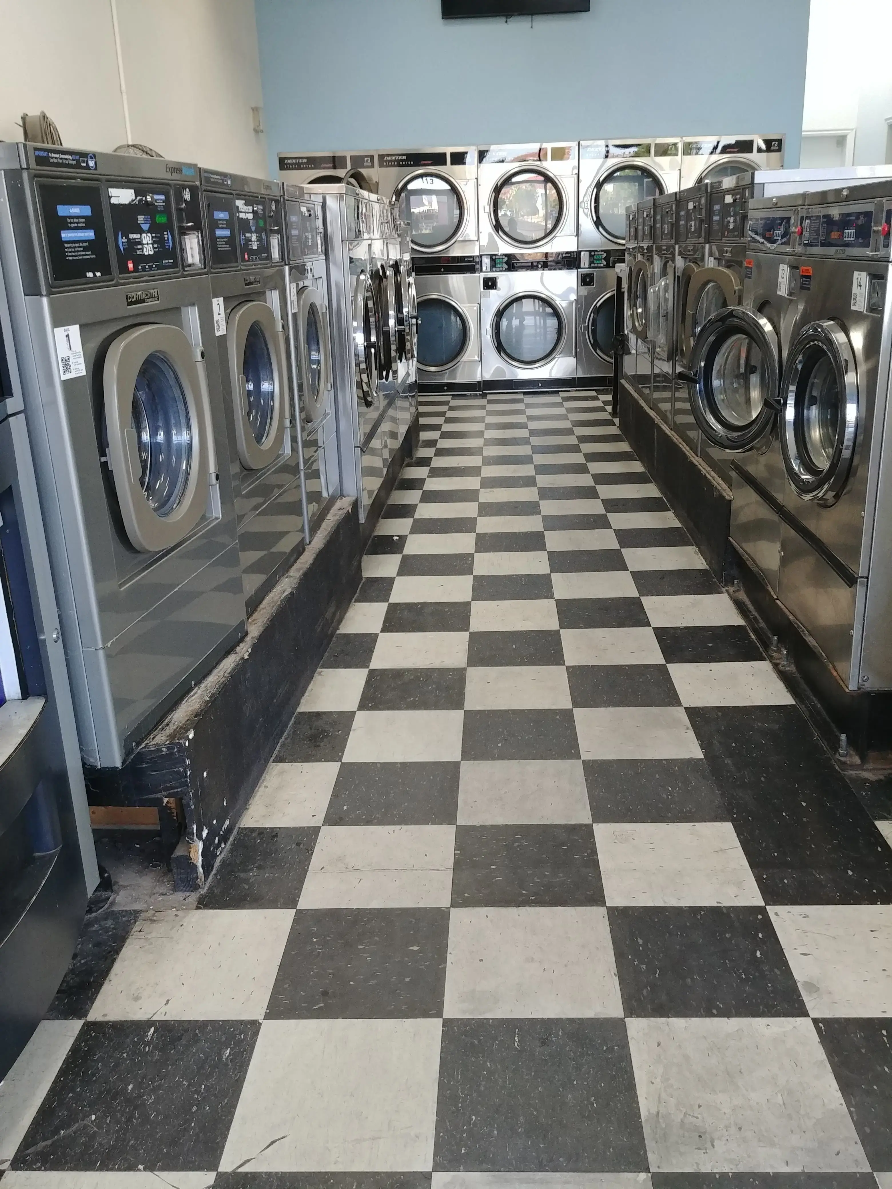 The Laundry Room thumbnail 13