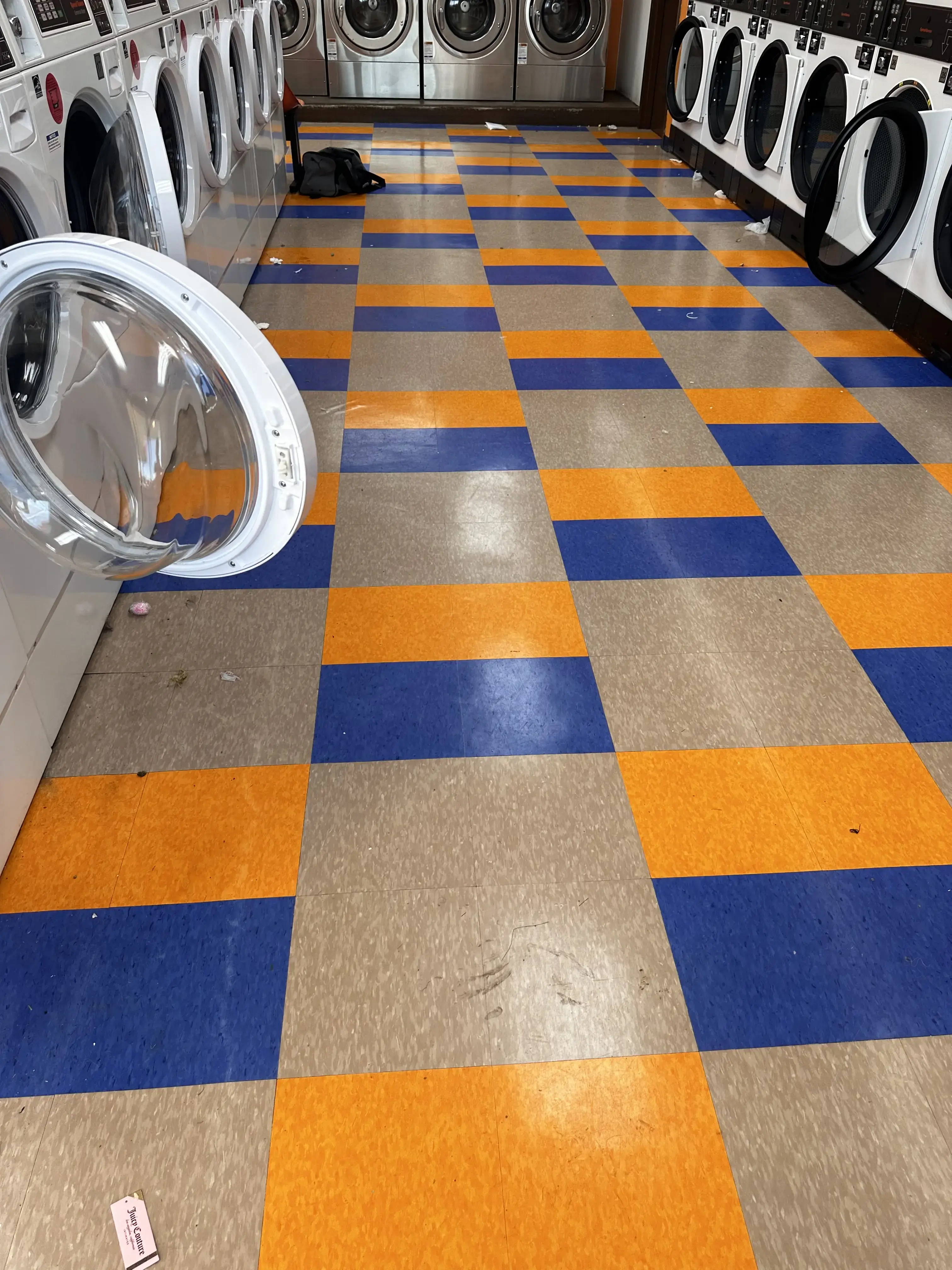 The Laundry Room - Image 11