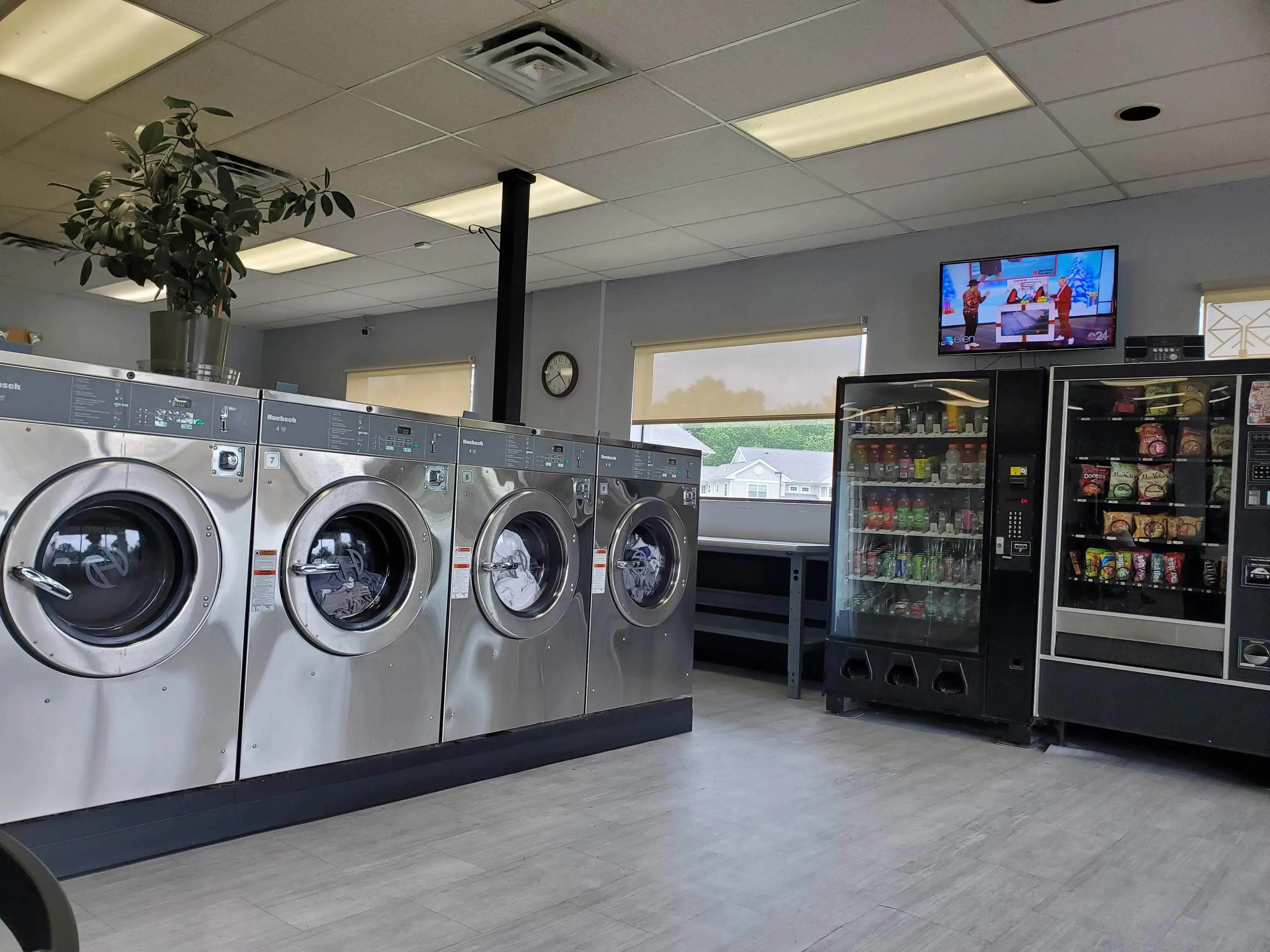 The Laundry Room - Image 16