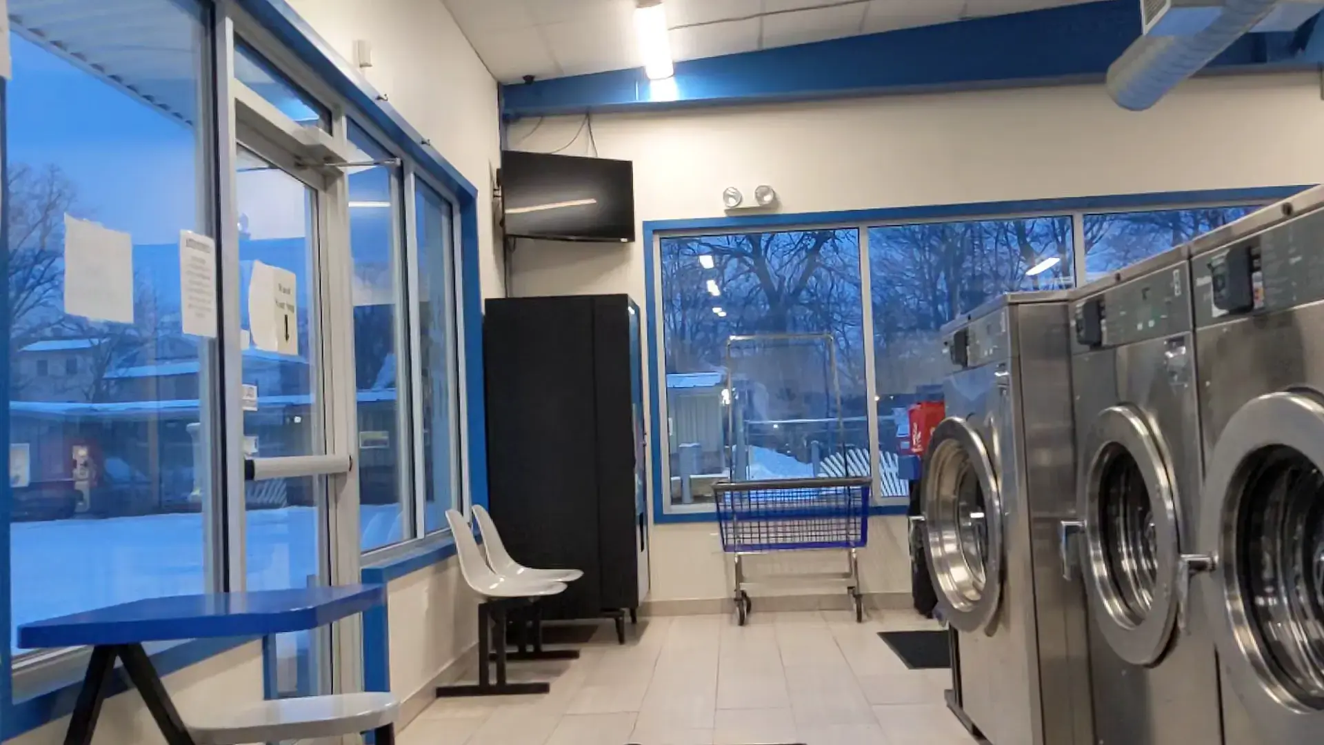 The Laundry Room thumbnail 7