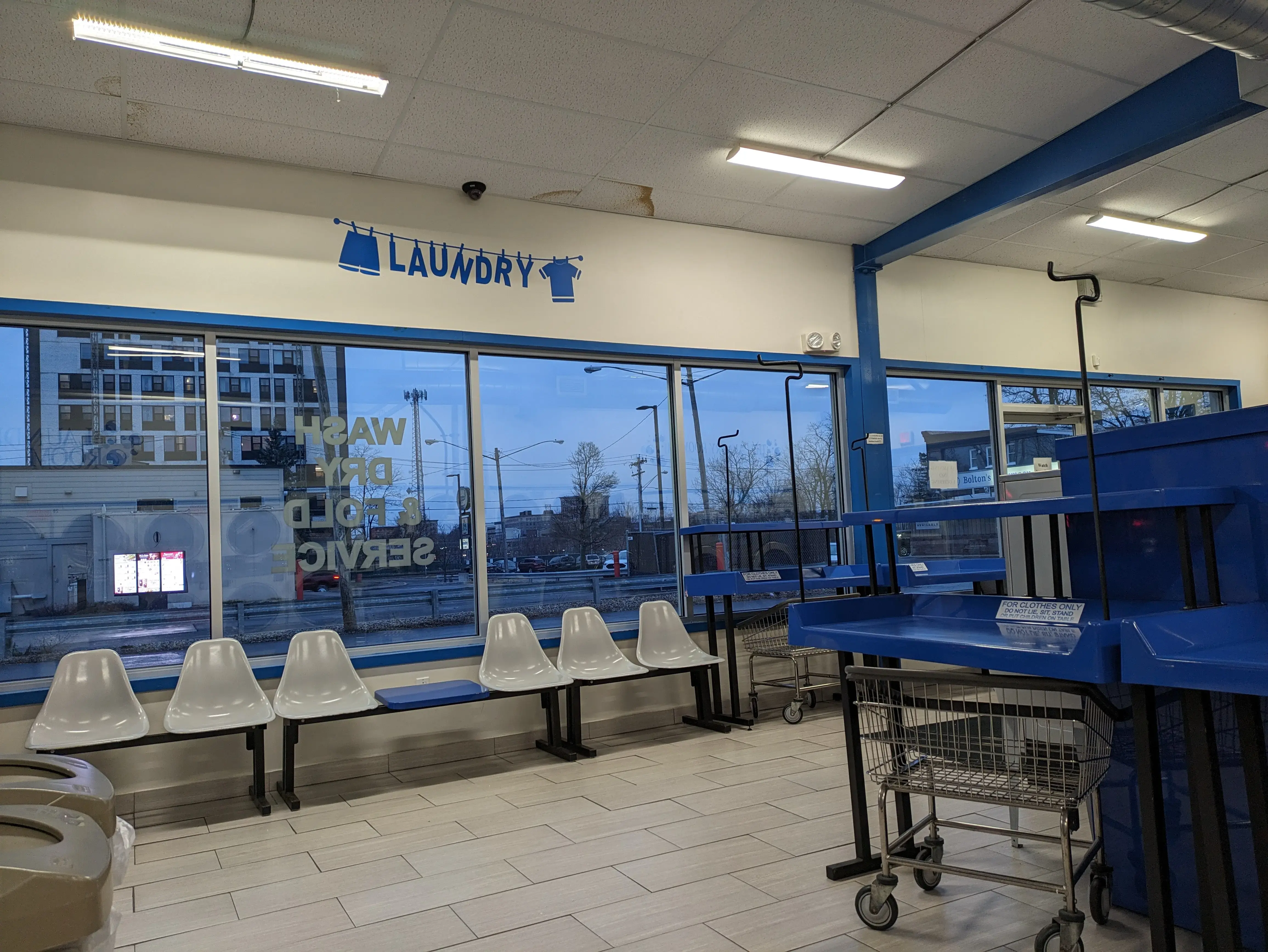 The Laundry Room - Image 13