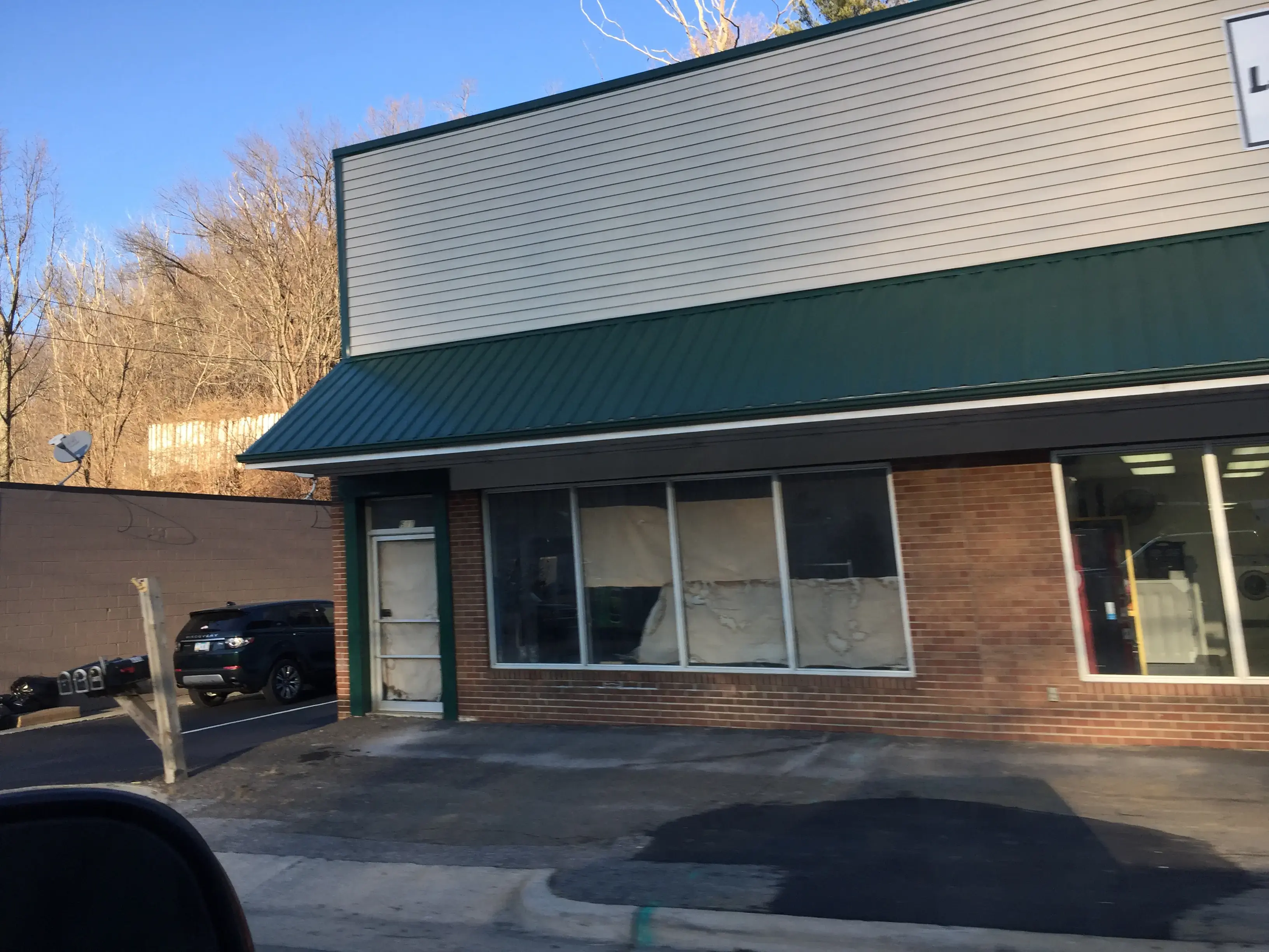 The Laundry Room thumbnail 10