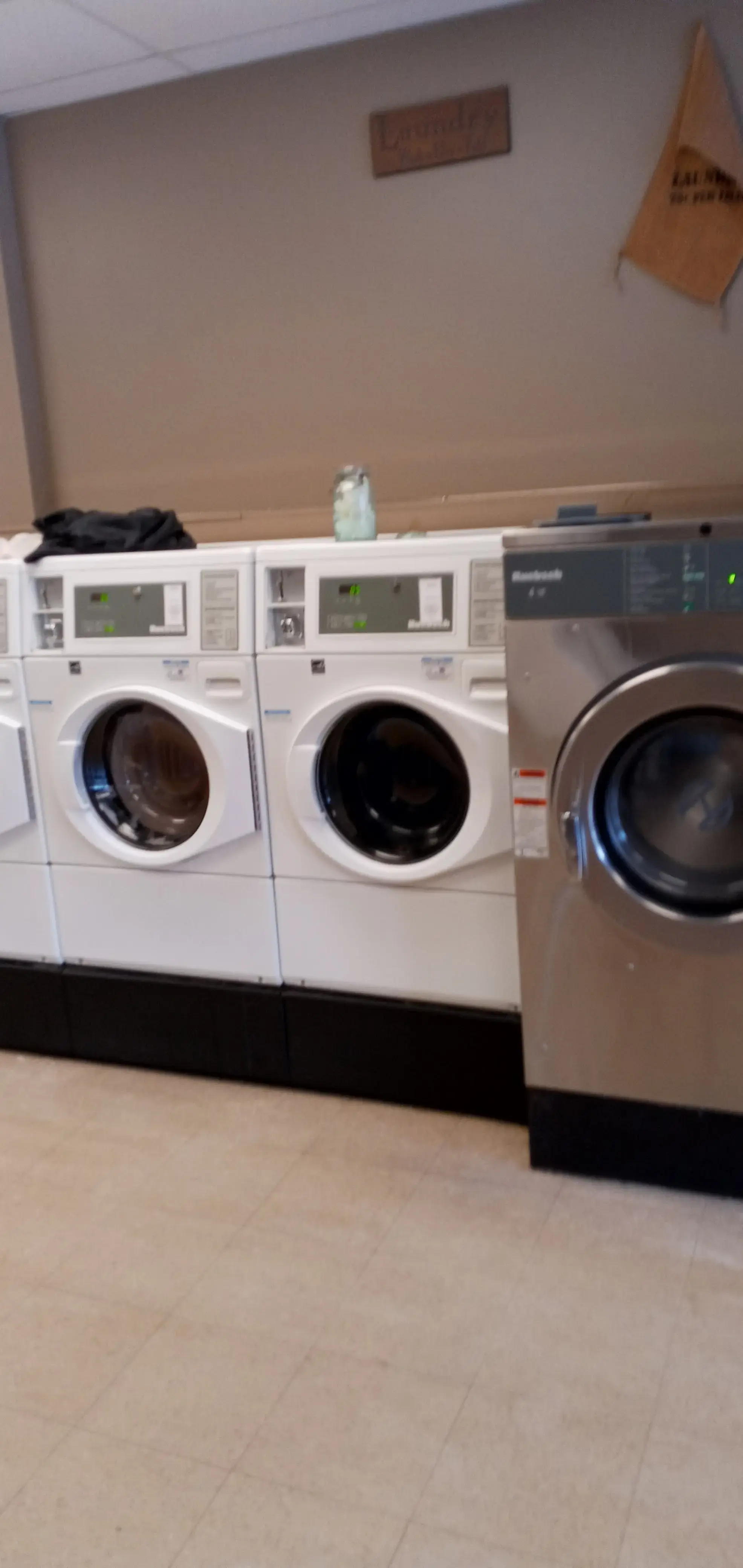 The Laundry Room - Image 6