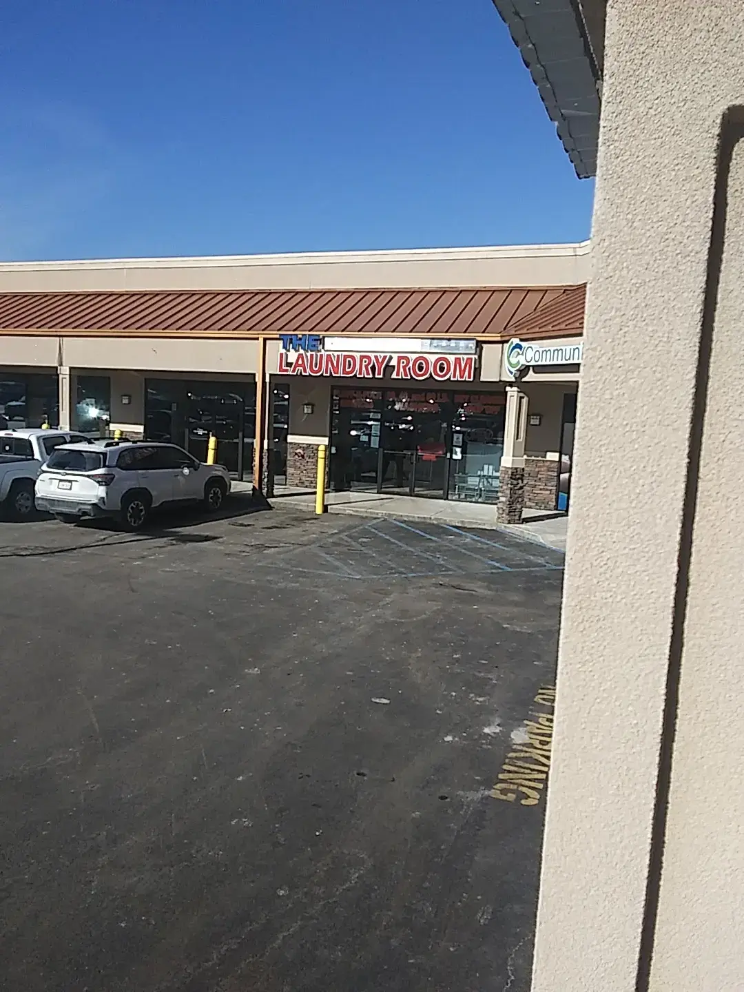 The Laundry Room thumbnail 3