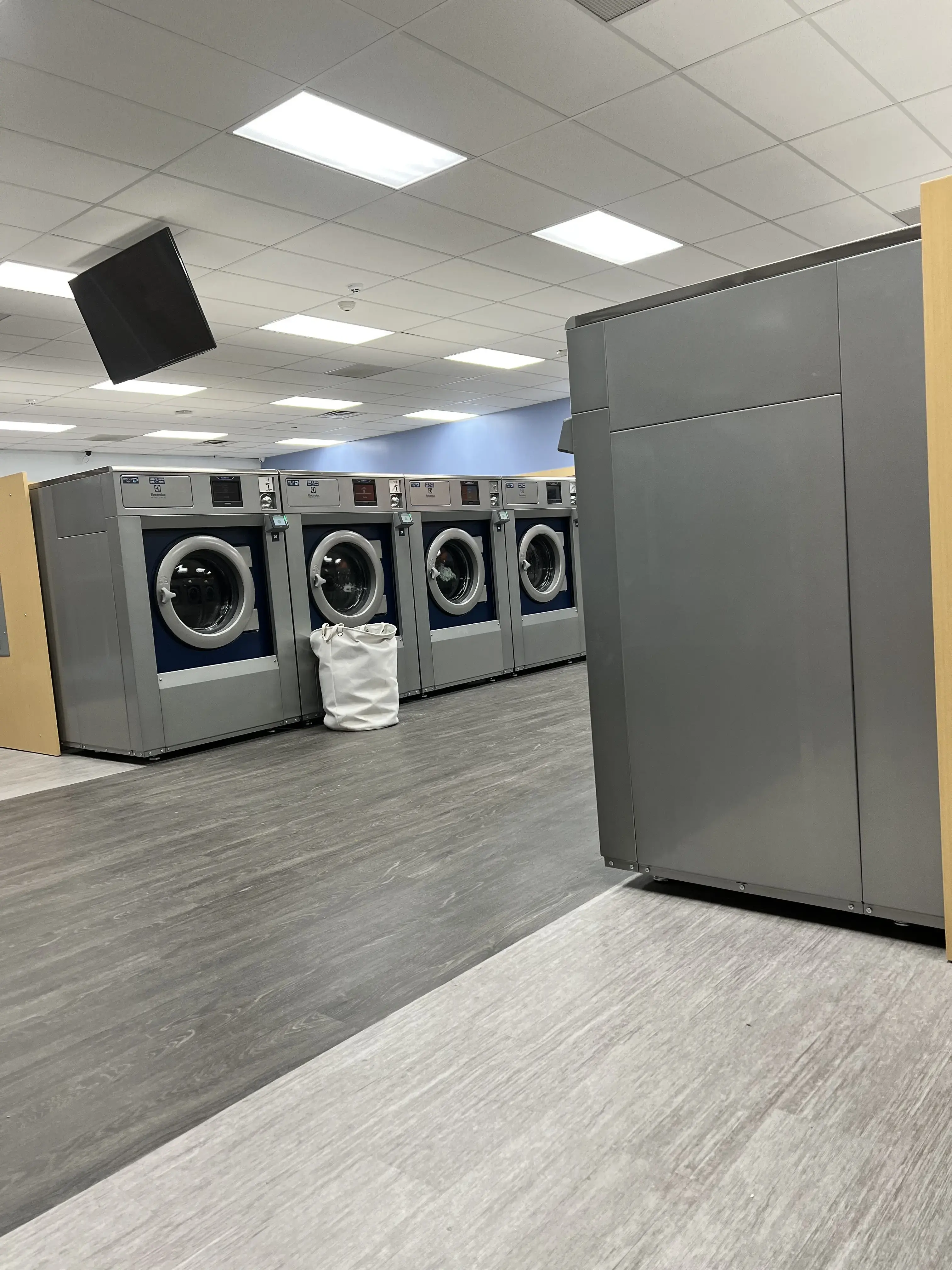 The Laundry Spot - Middletown on Atco thumbnail 5