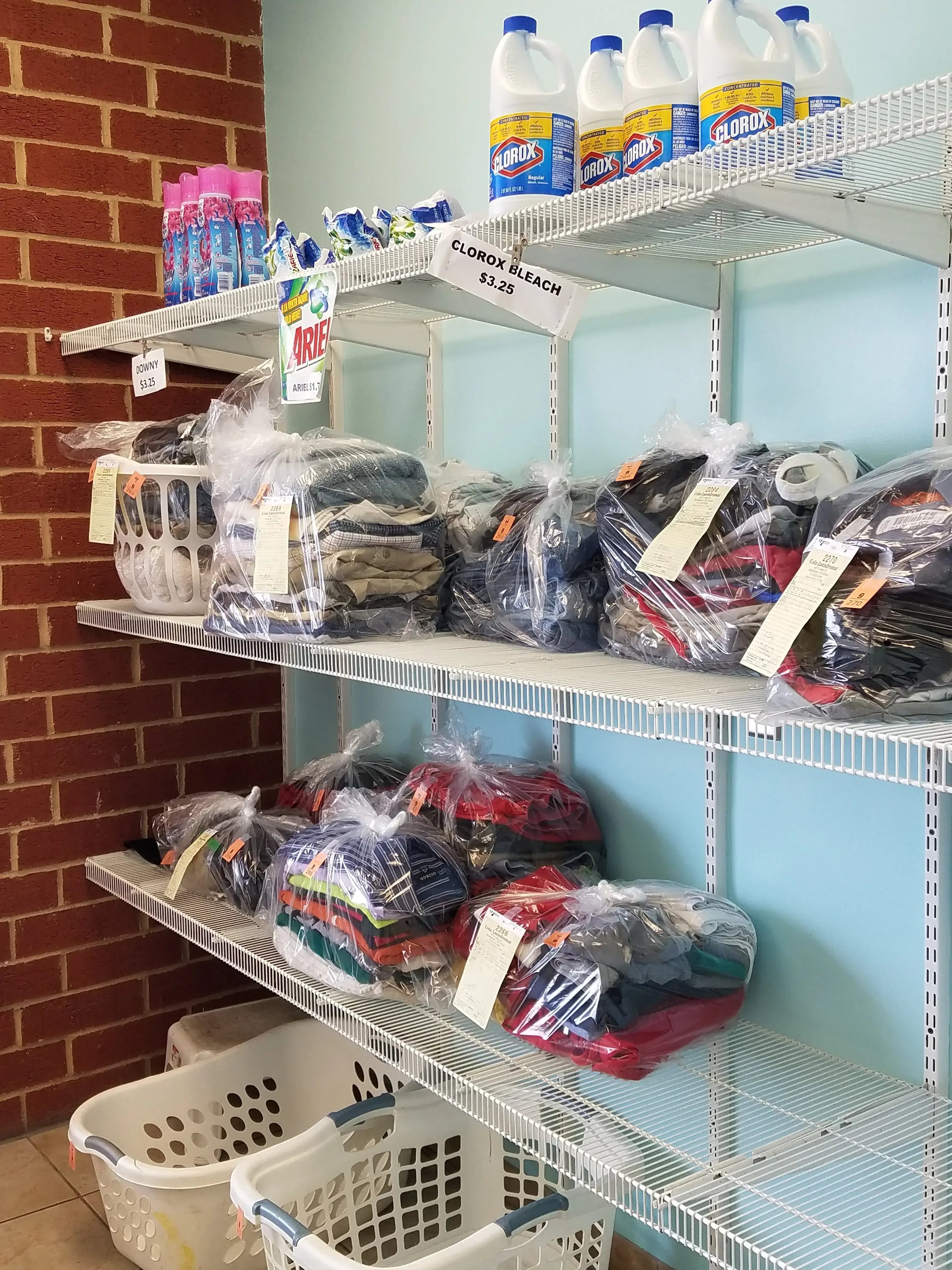 The Laundry Spot - Middletown on Lewis - Image 7