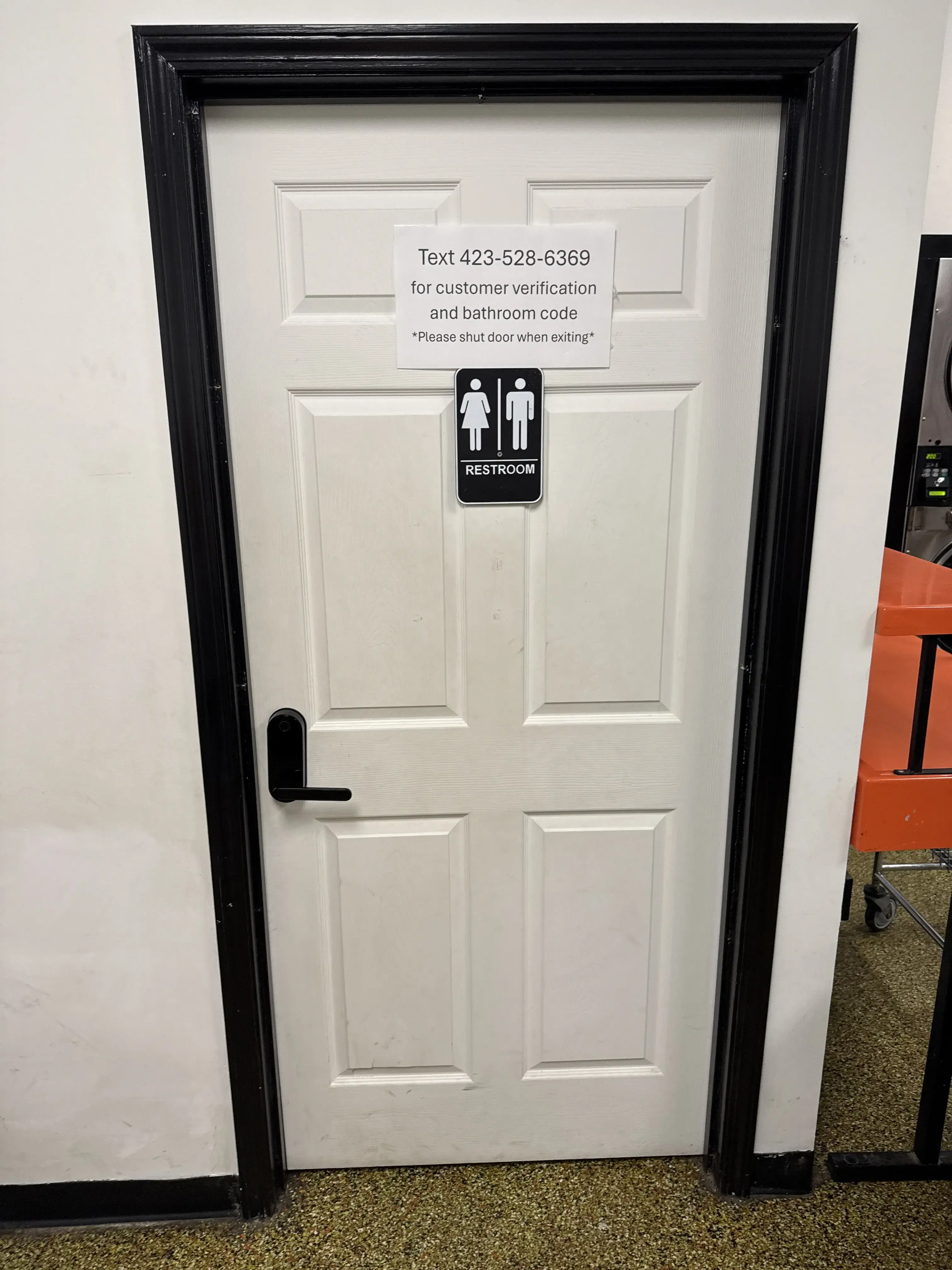 The Laundry Station - Broad St. - Image 12