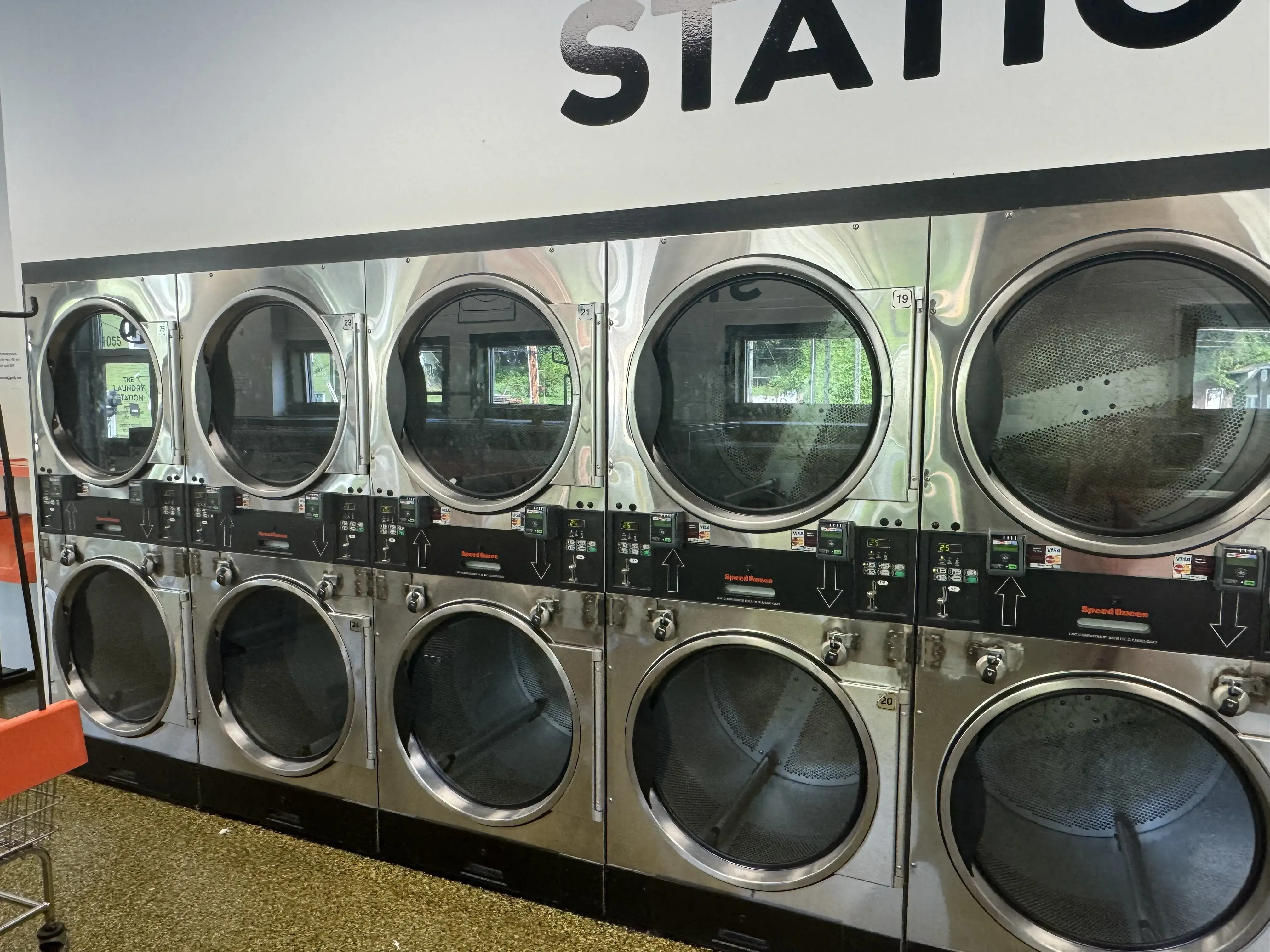 The Laundry Station - Lynn Garden thumbnail 19