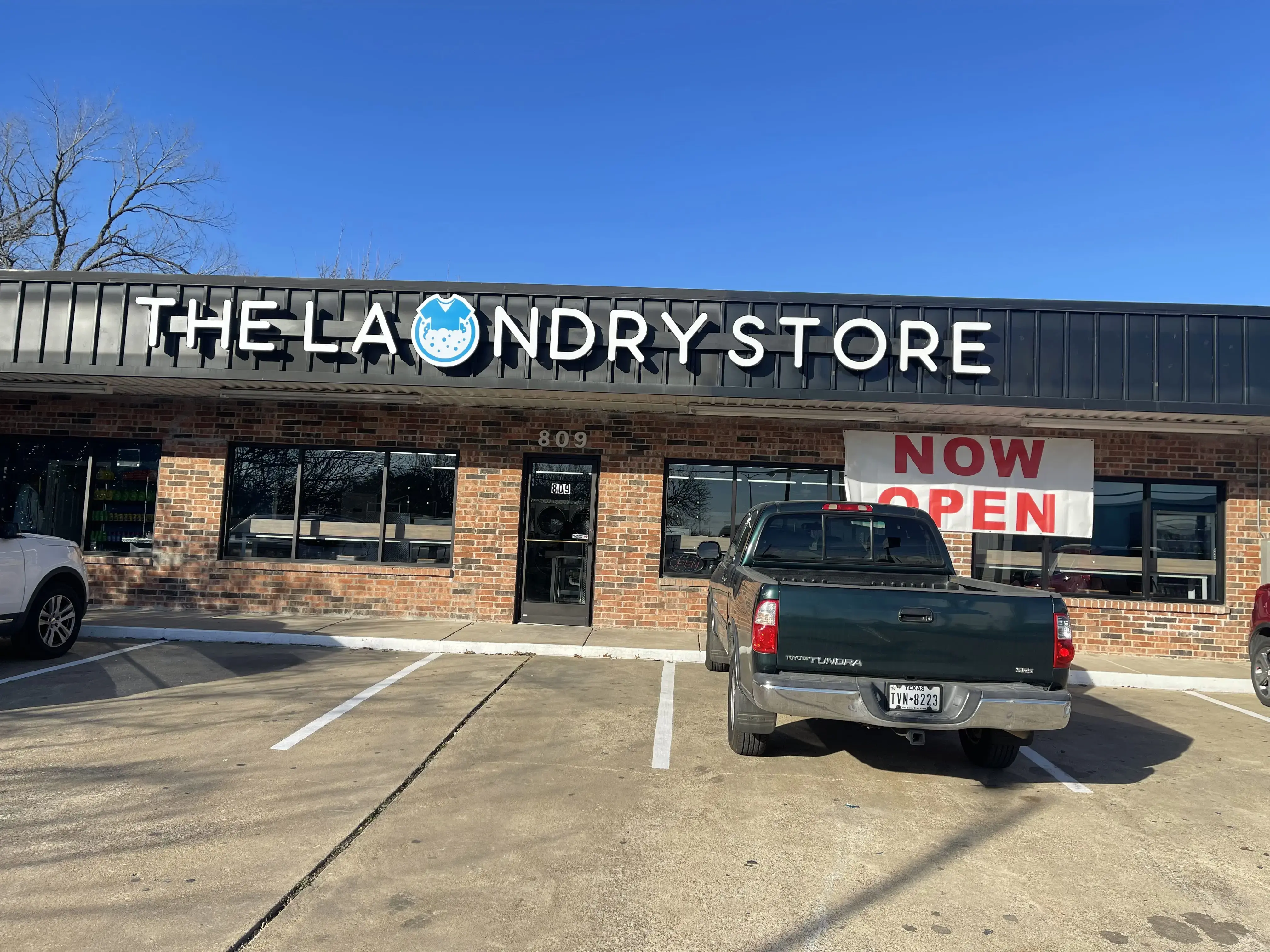 The Laundry Store thumbnail 13
