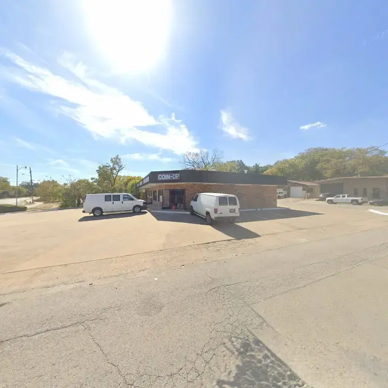 The Laundry Store - Image 15
