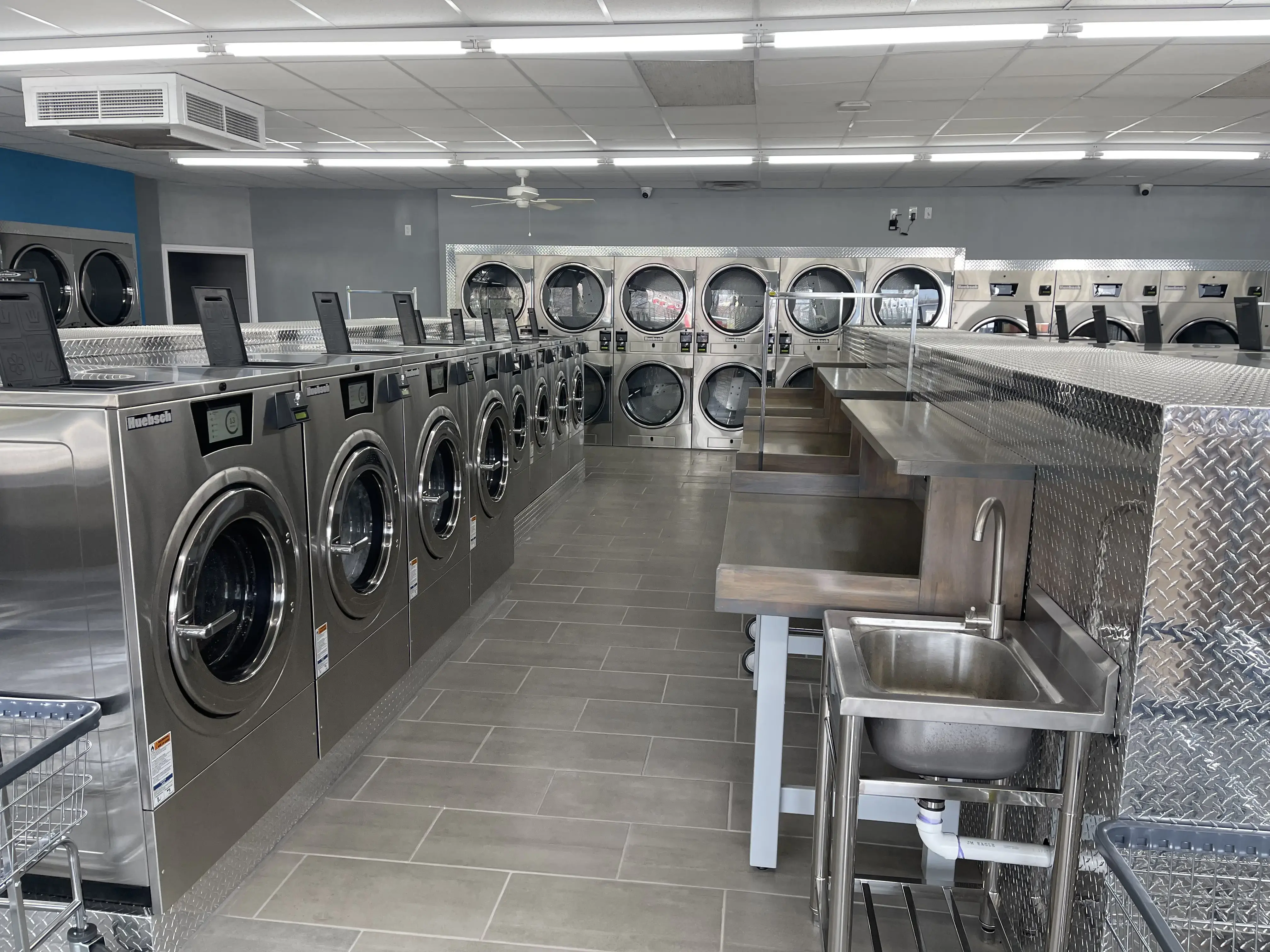 The Laundry Store thumbnail 14