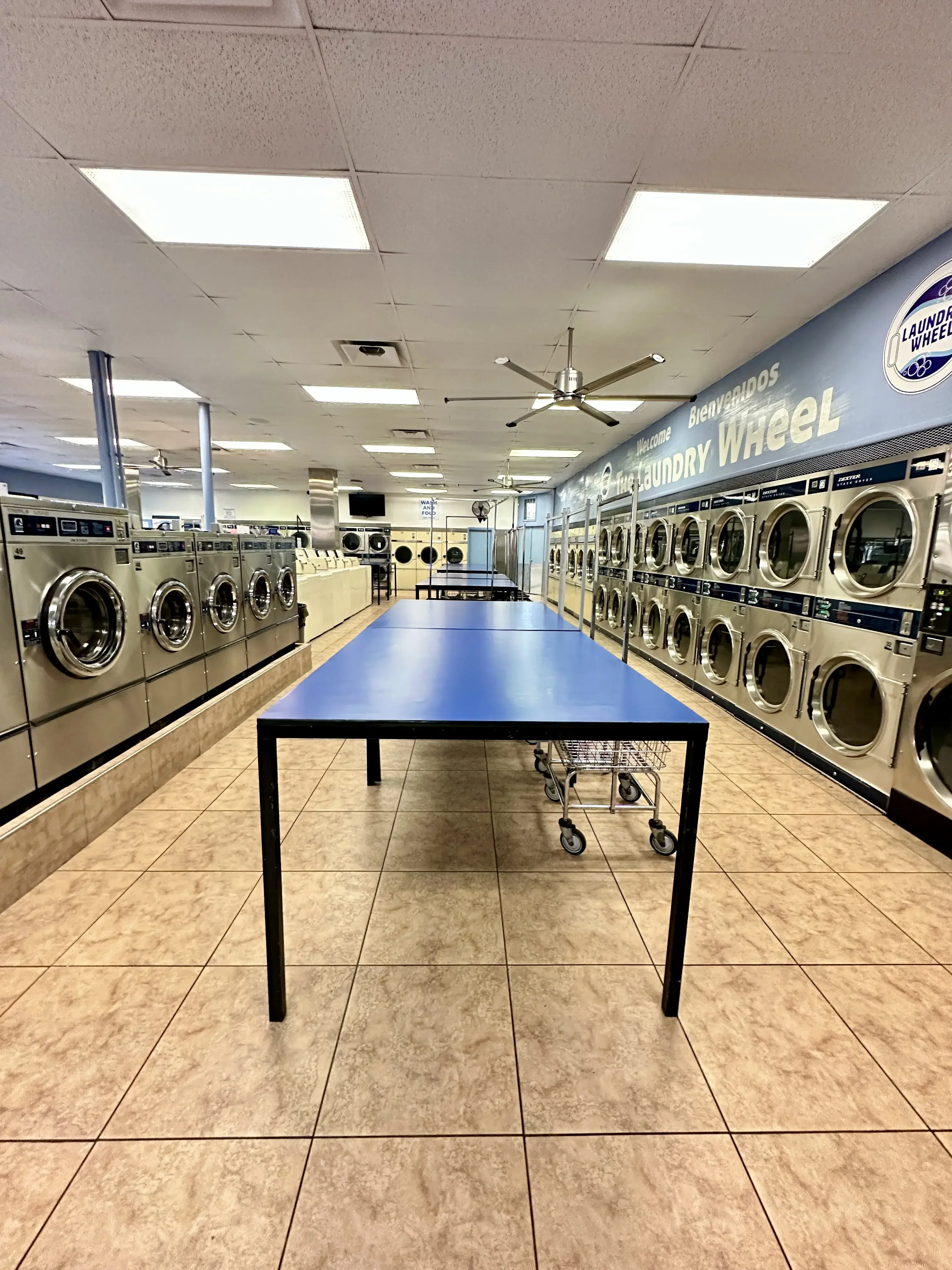 The Laundry Wheel Phoenix Coin Laundromat & Wash and Fold- Phoenix, AZ location