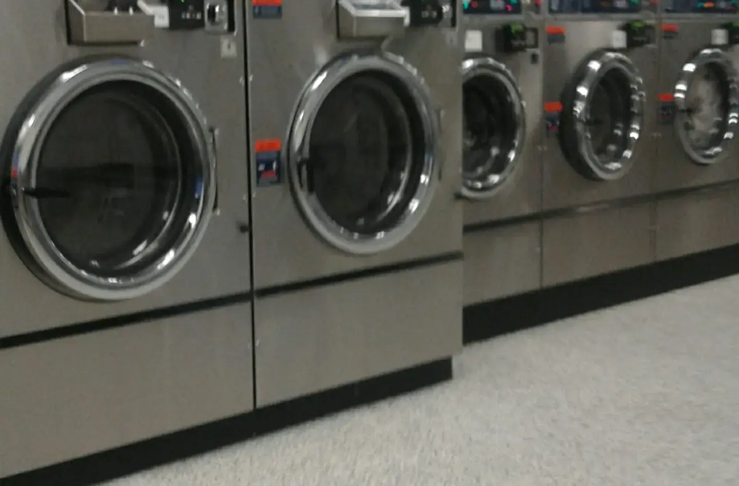 The Local Laundromat thumbnail 20