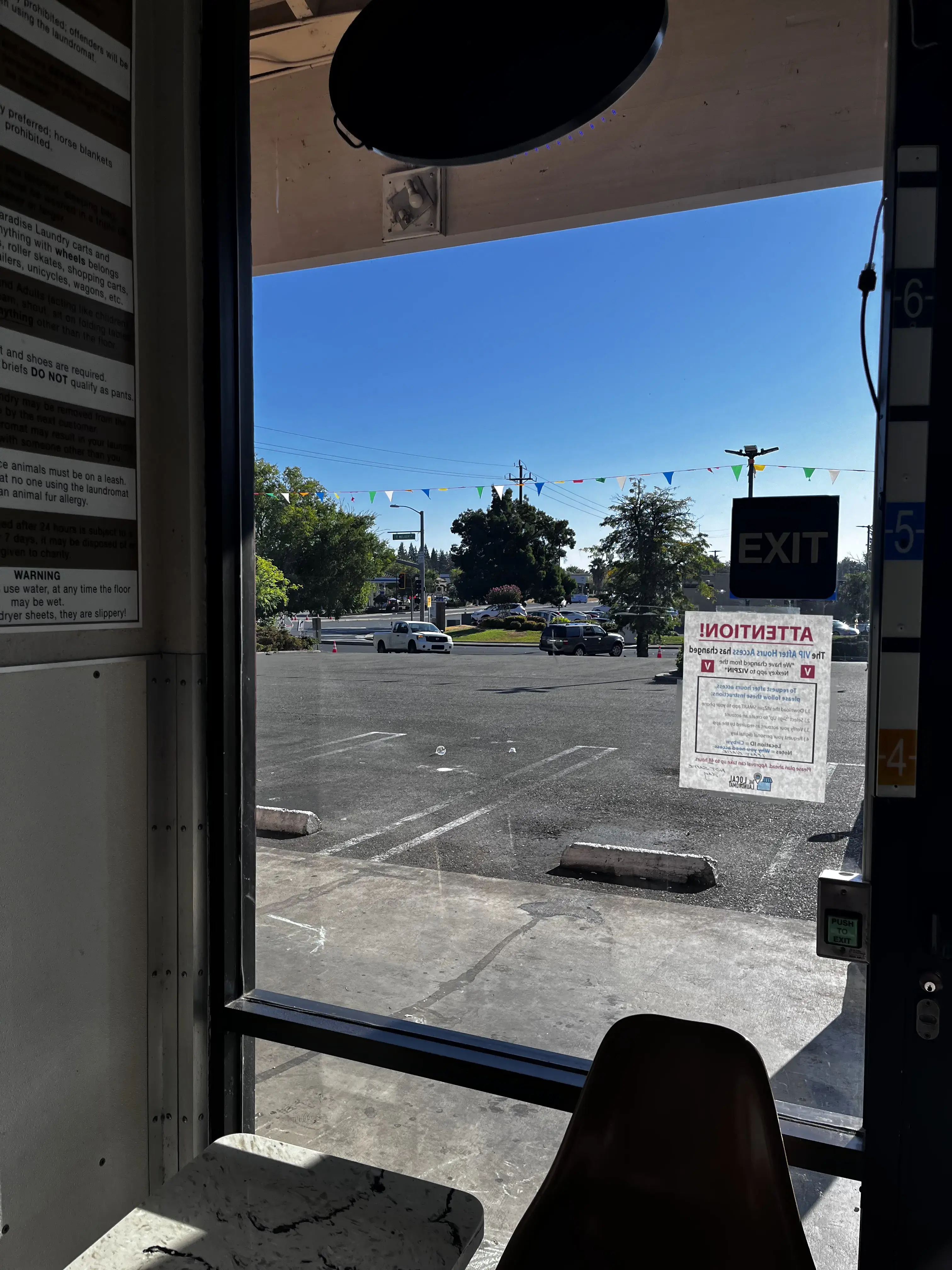 The Local Laundromat thumbnail 11