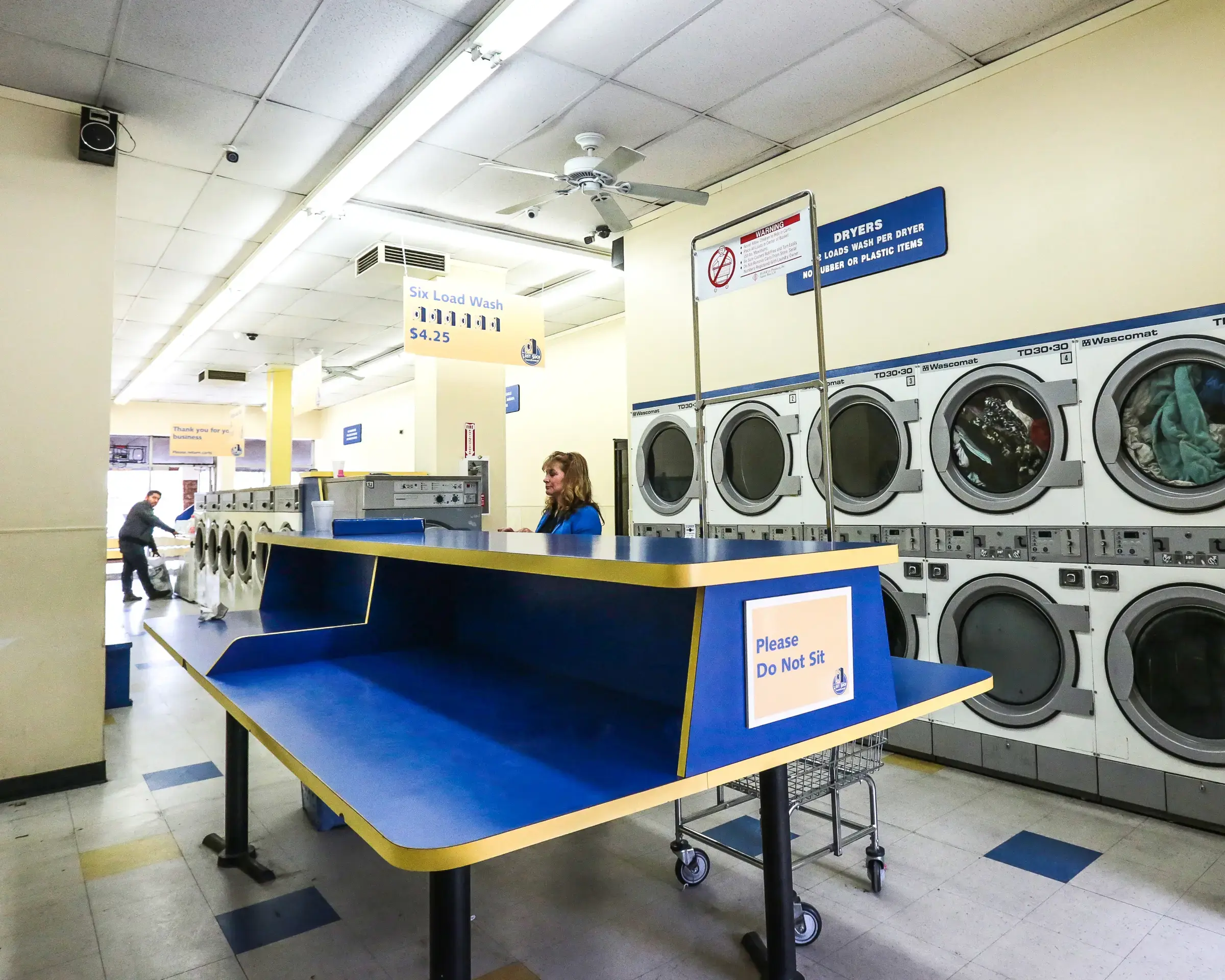 The Lost Sock Laundromat thumbnail 3