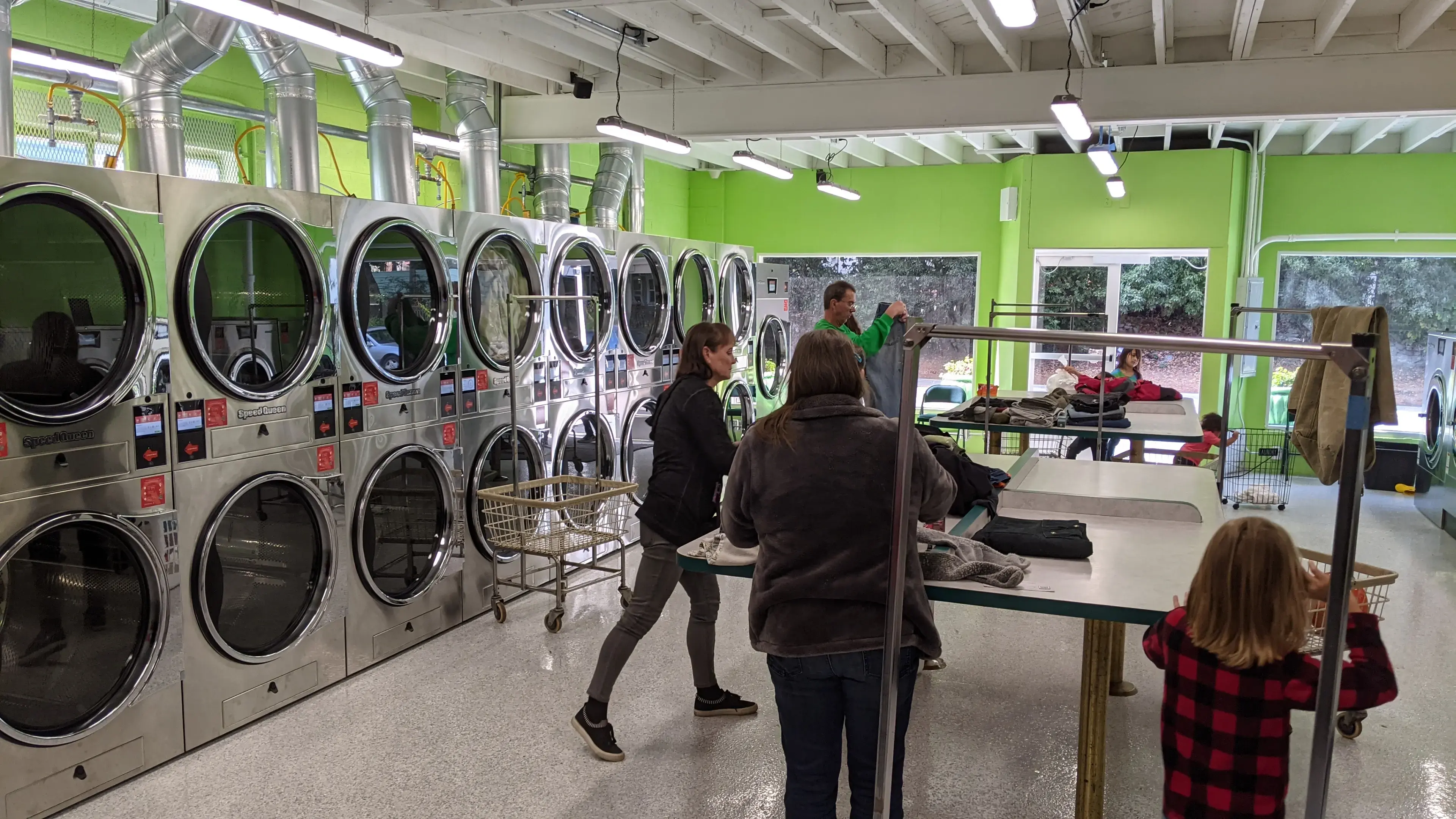 The Mat - Boulder Creek Laundry thumbnail 2