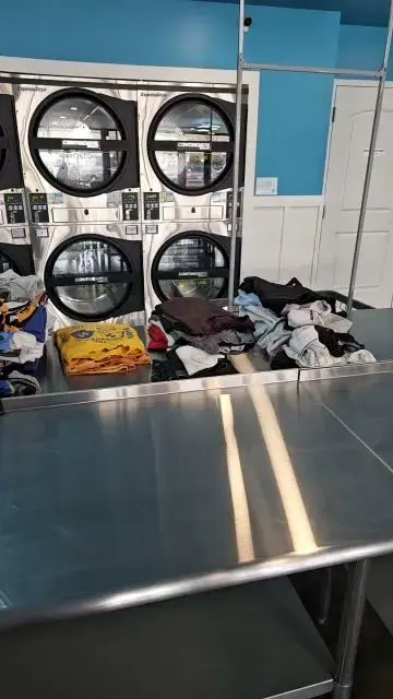 The Mat - Laundromat Hutchinson, Ks thumbnail 16