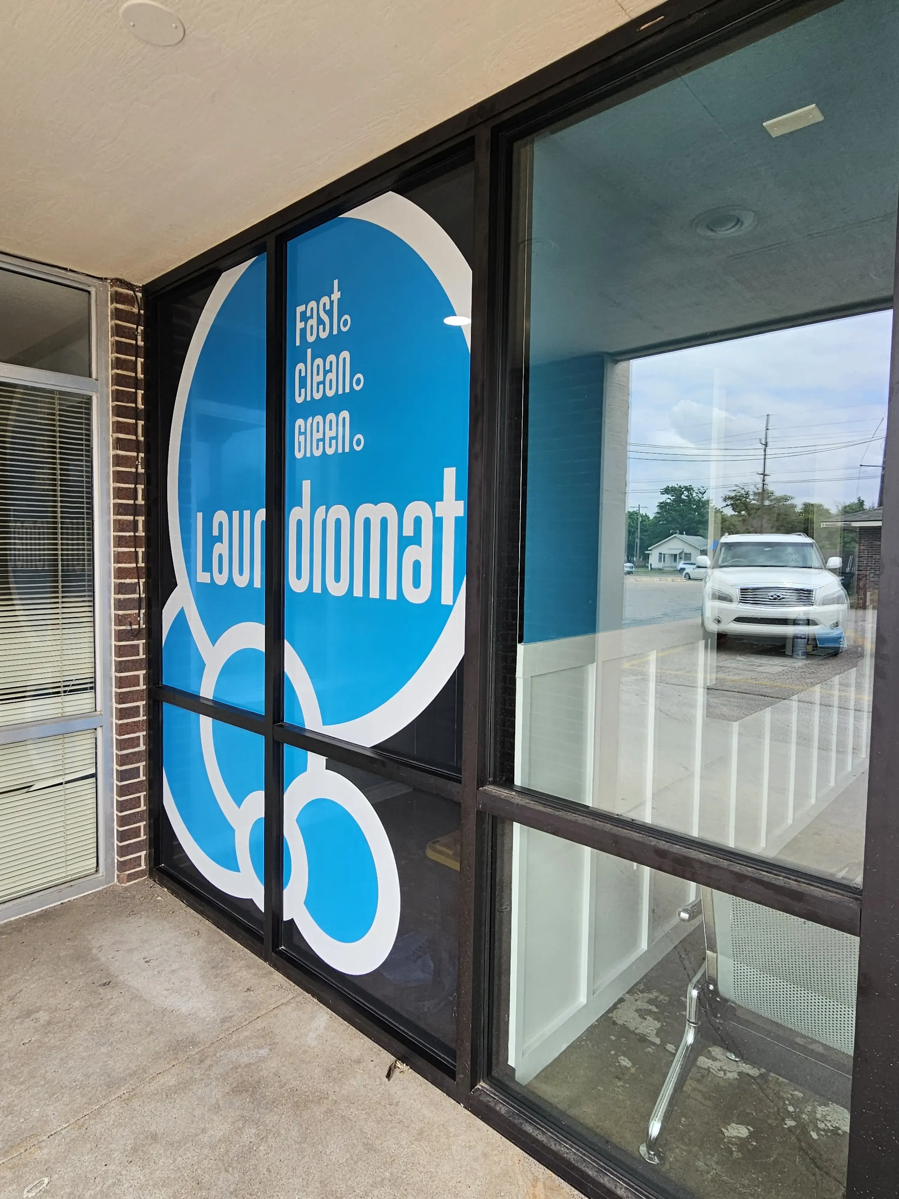 The Mat - Laundromat Hutchinson, Ks - Image 17