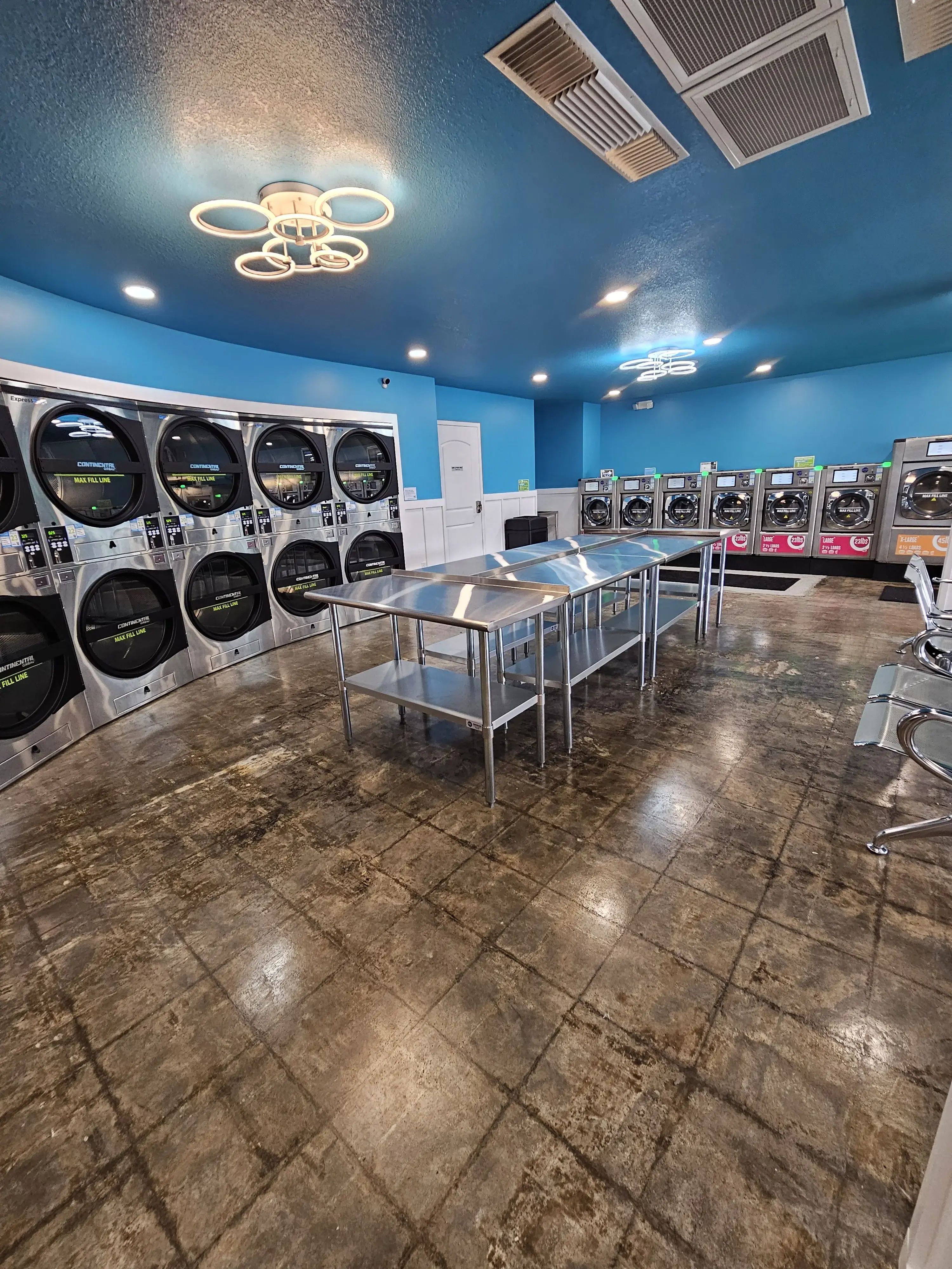 The Mat - Laundromat Hutchinson, Ks - Image 3